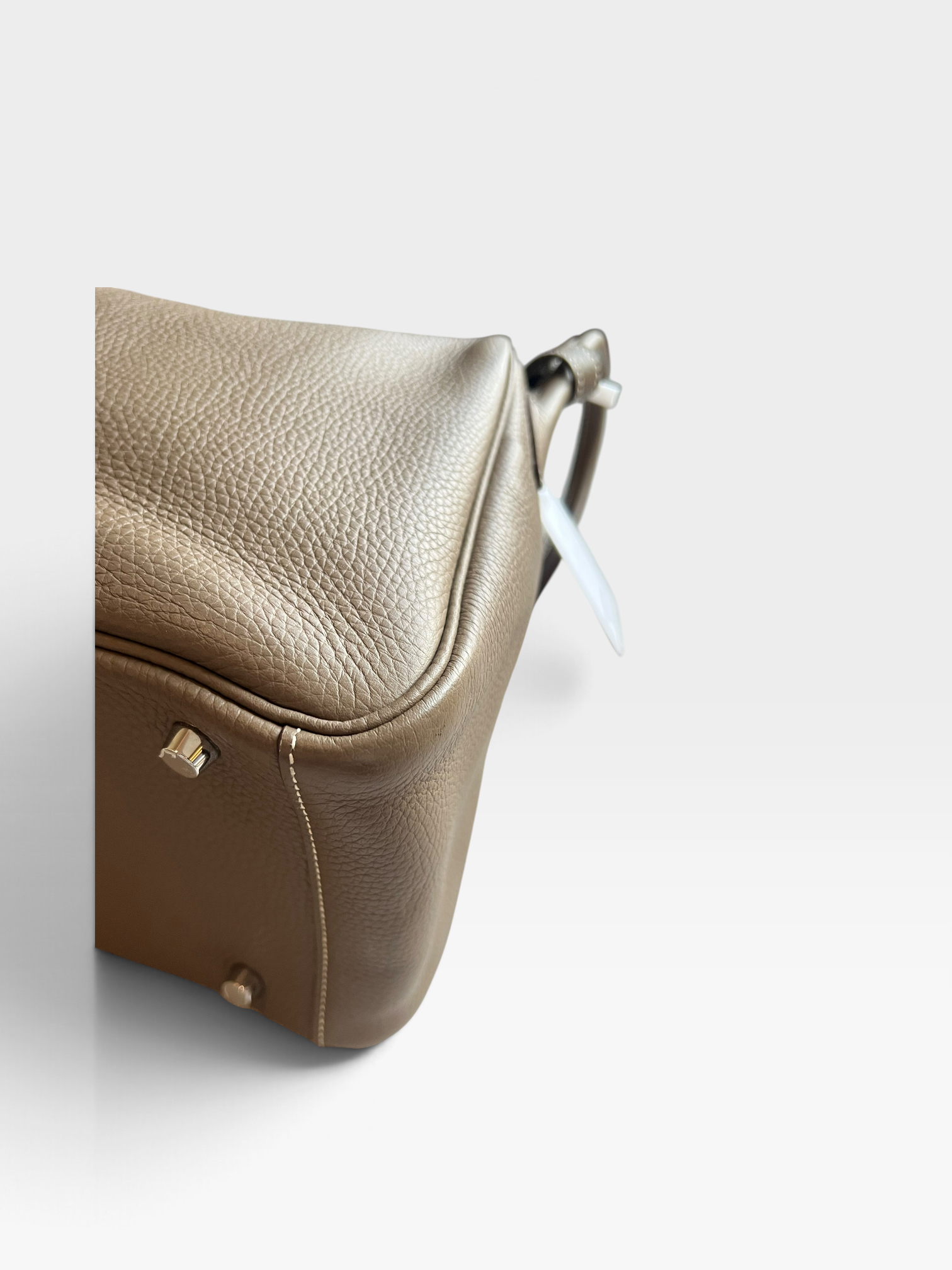 Pre-Owned HERMÉS Lindy 30 Stamp X / Product Code: B60332