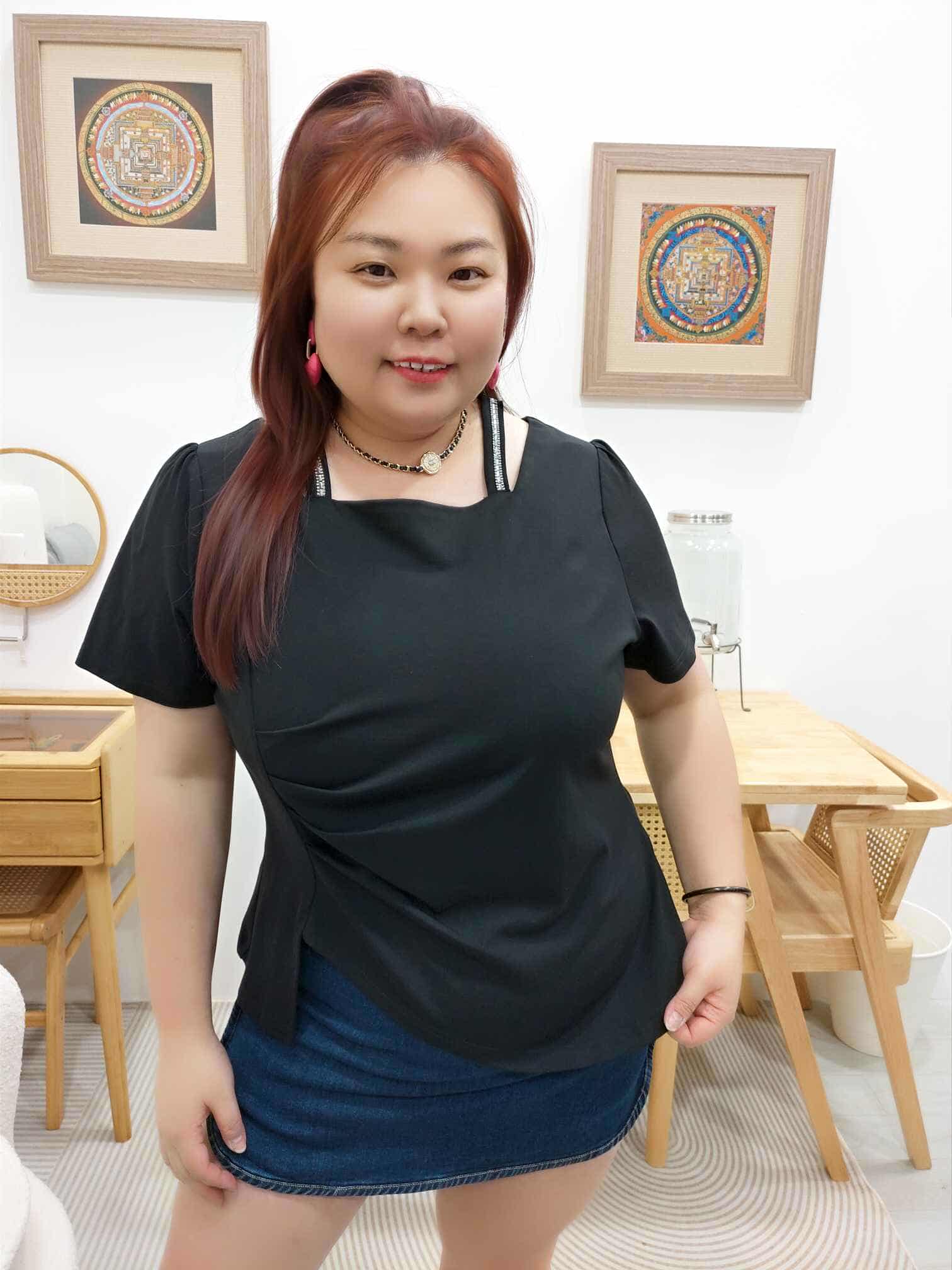 OTA16 BE#810572 边设计款银钻肩带上衣