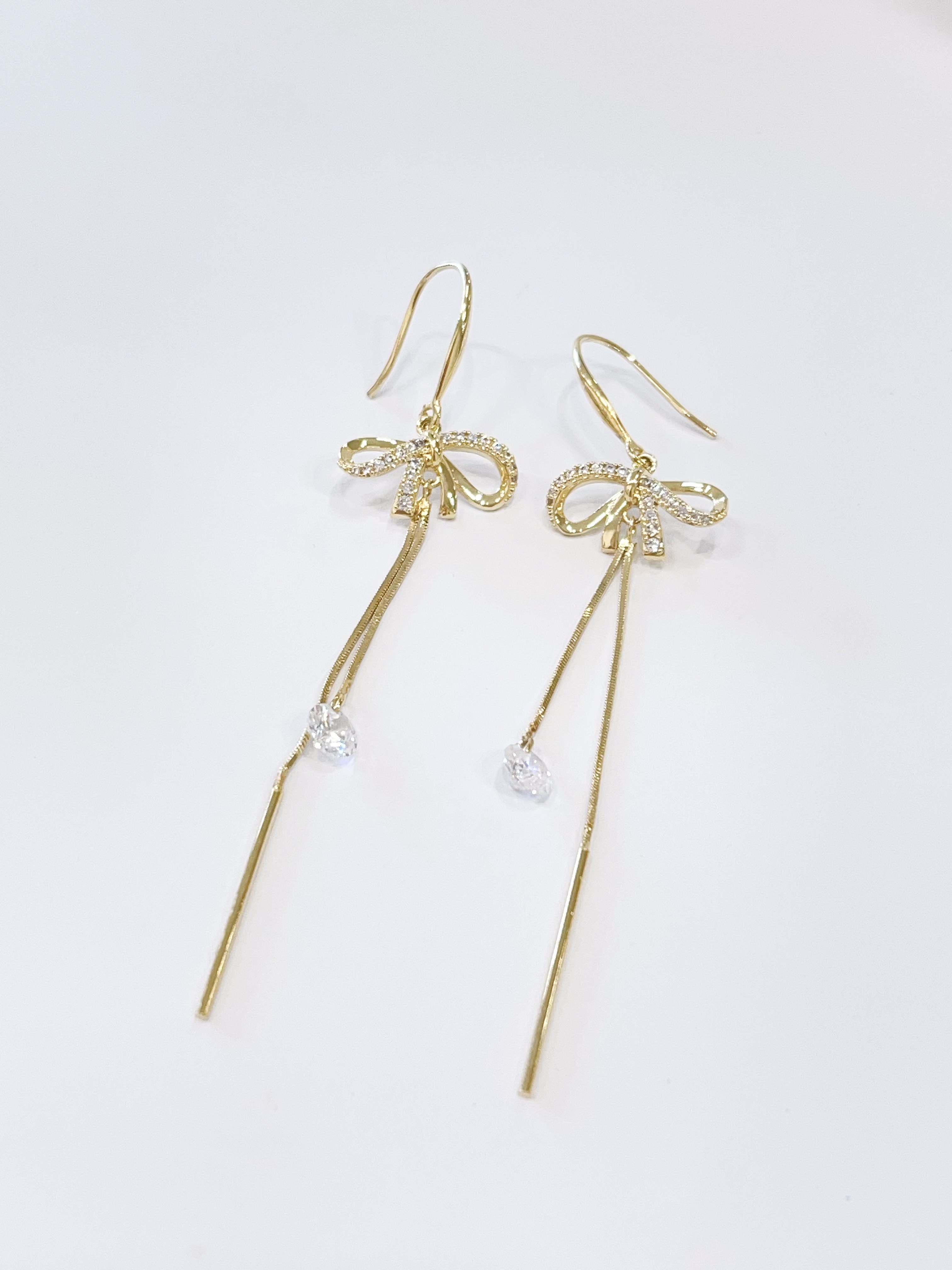 温柔蝴蝶结钻石流苏耳环