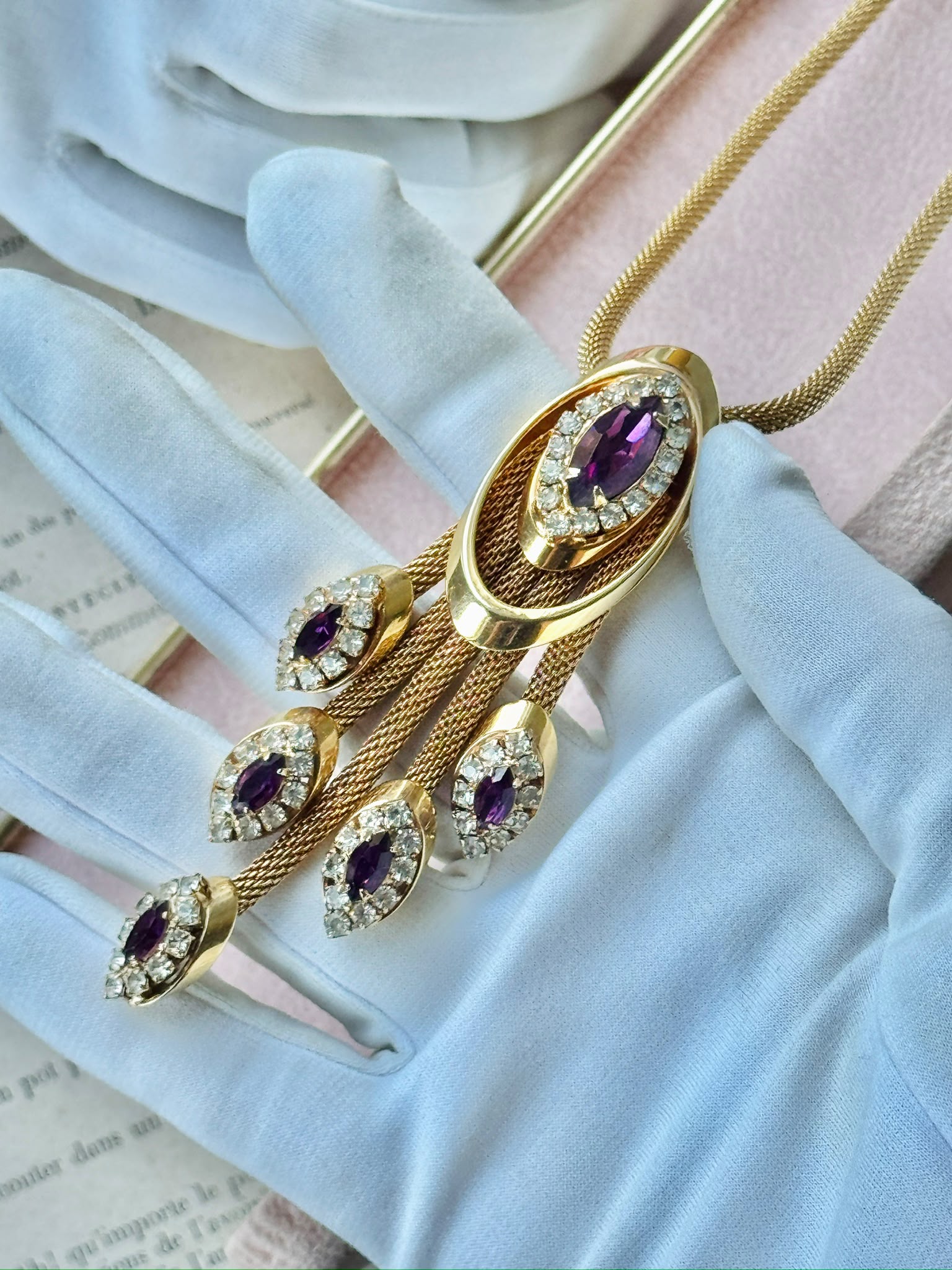Rare !1960s Possibly "Kramer of New York" Amethyst Glass Tassel Necklace(MT2646)