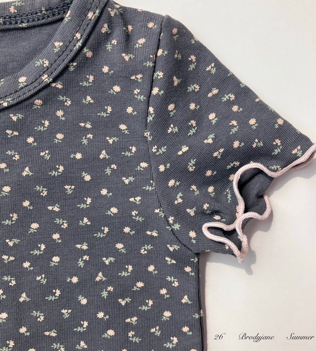 Carrot Flower Short-Sleeve