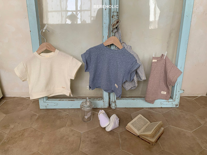 🇰🇷Bebeholic tee