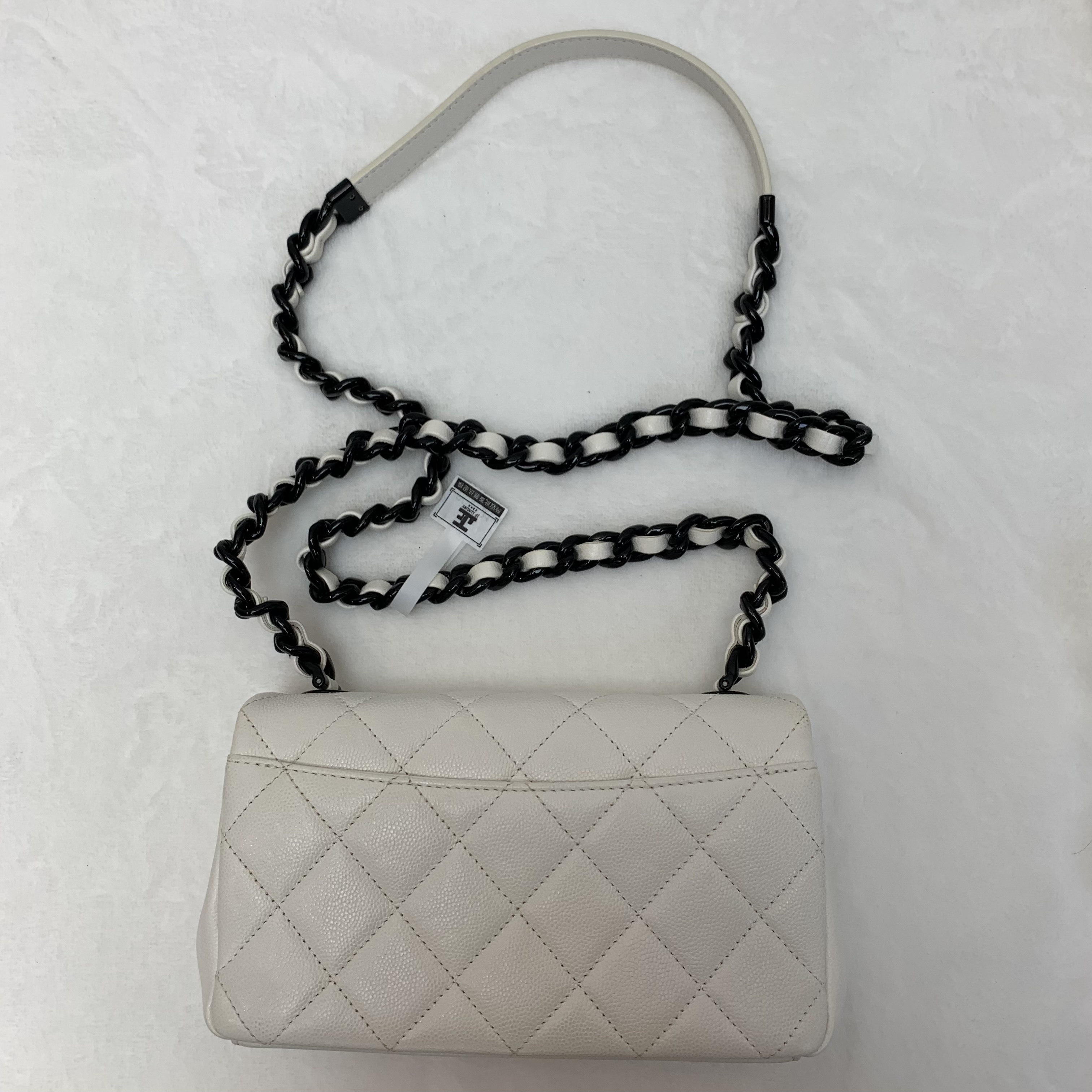 🐼熊貓配色Chanel黑白琺瑯扣大Mini