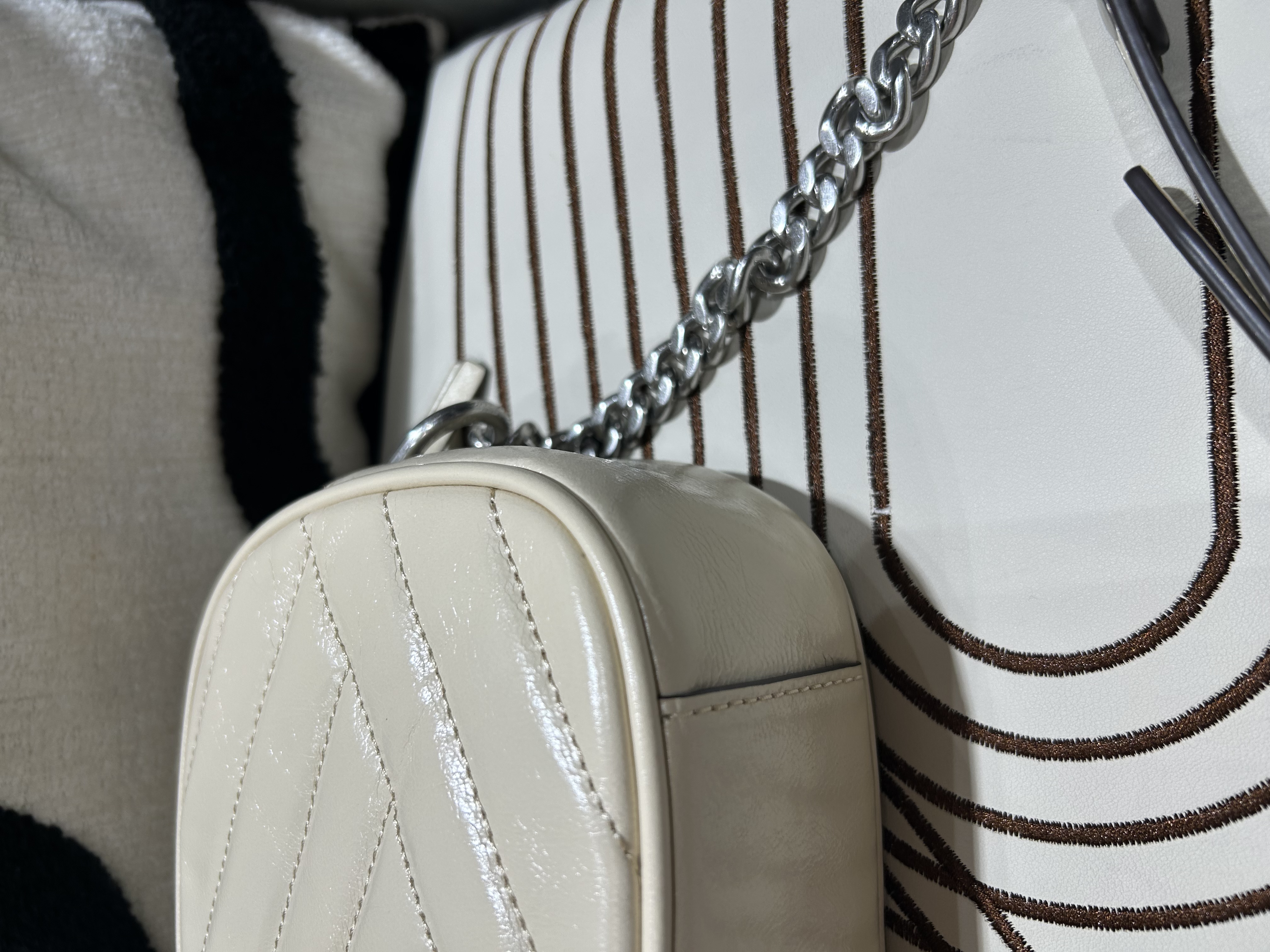 全新 Tory Burch calfskin crossbody bag 全新未使用品✅dust bag ✅tap