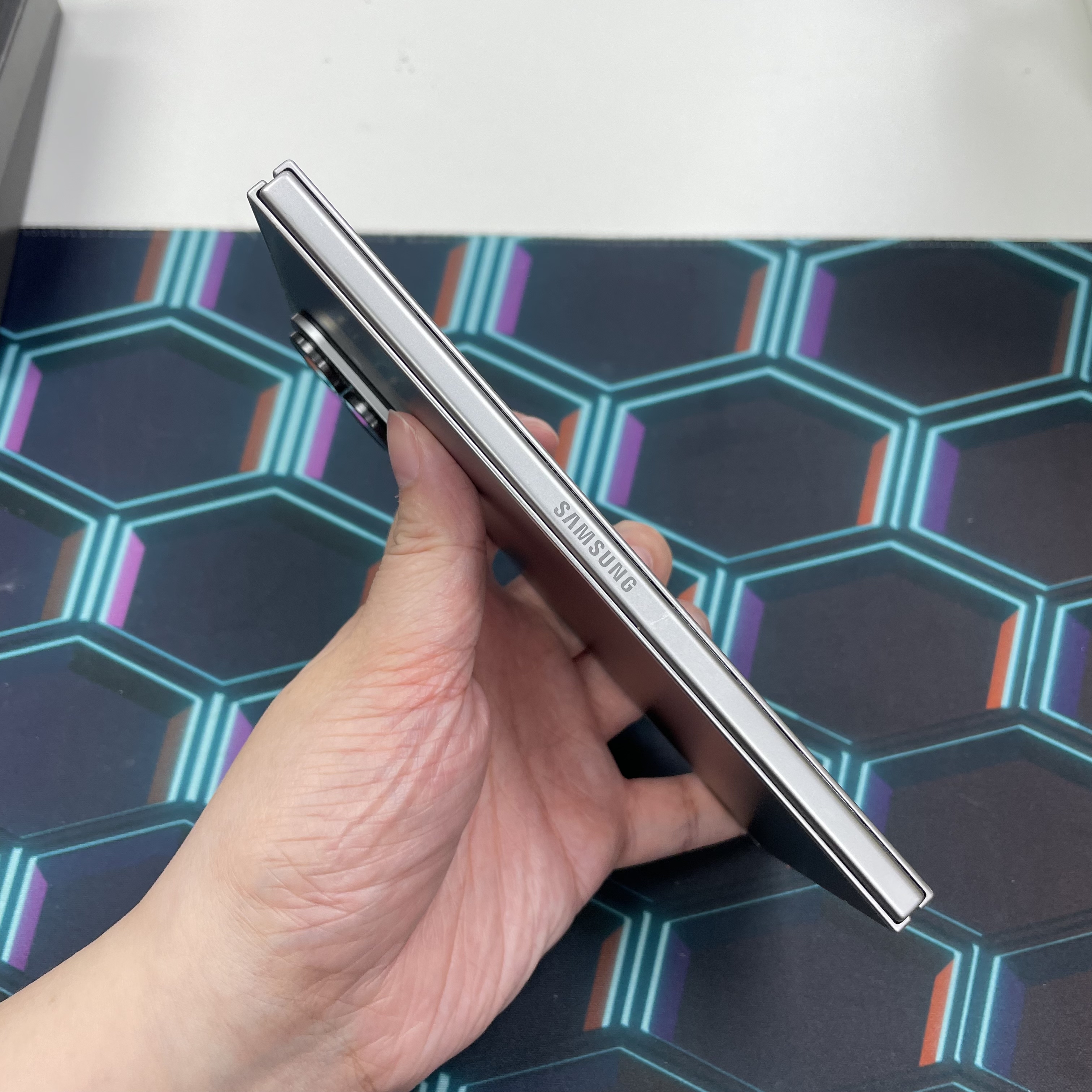 *6420 Galaxy Z Fold 7  勁靚機 12+512GB 銀色 sliver