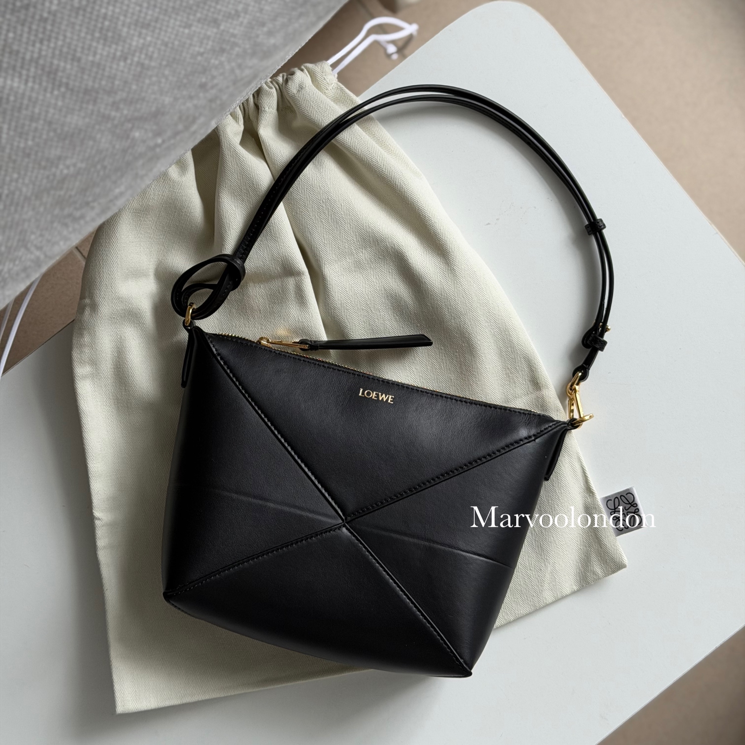 限時優惠🌼訂貨🍒Loewe Puzzle fold  Size 22.5x16x6cm