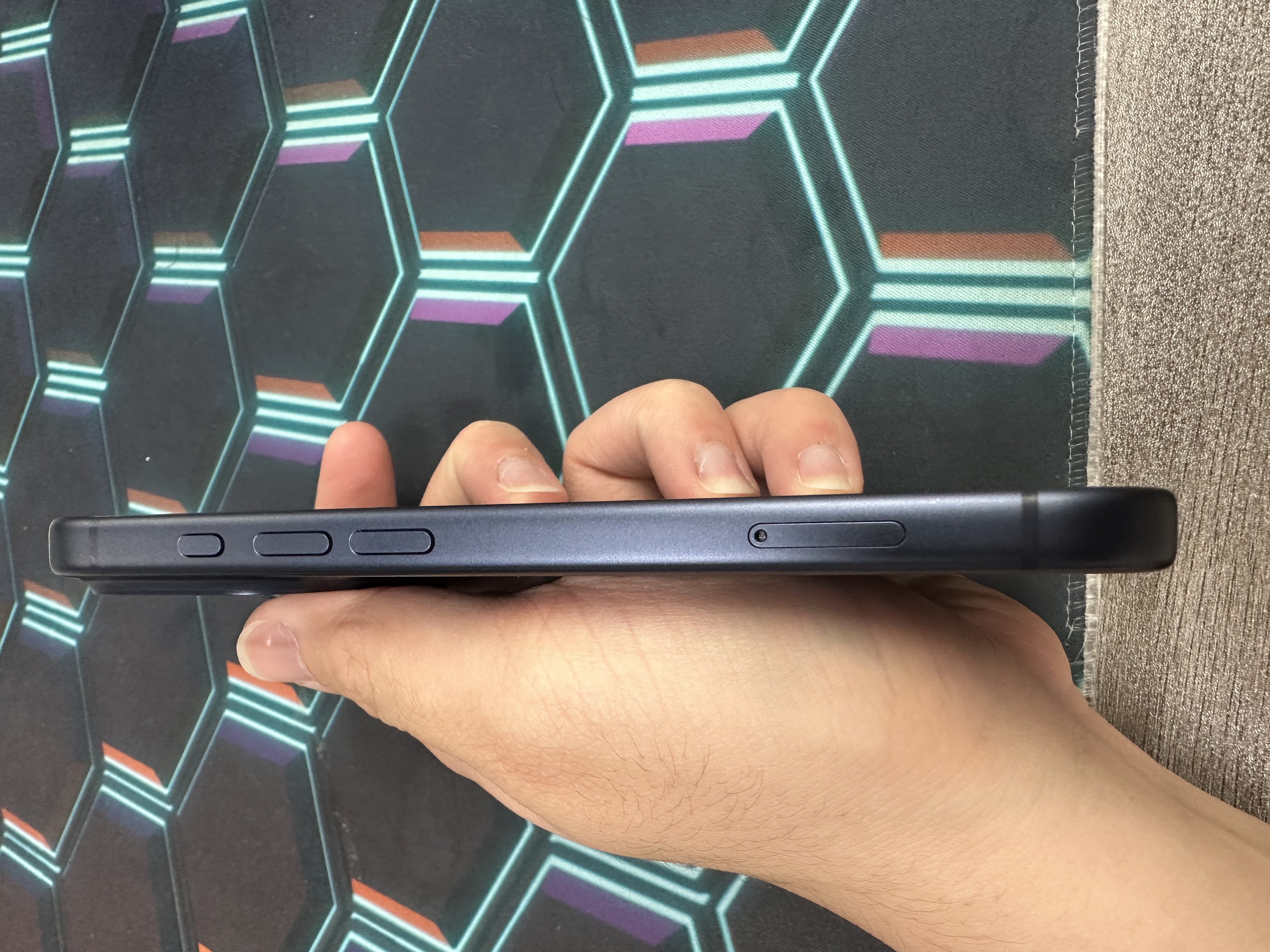 *8058 17 Pro 完美機 512GB 電93 藍色 blue