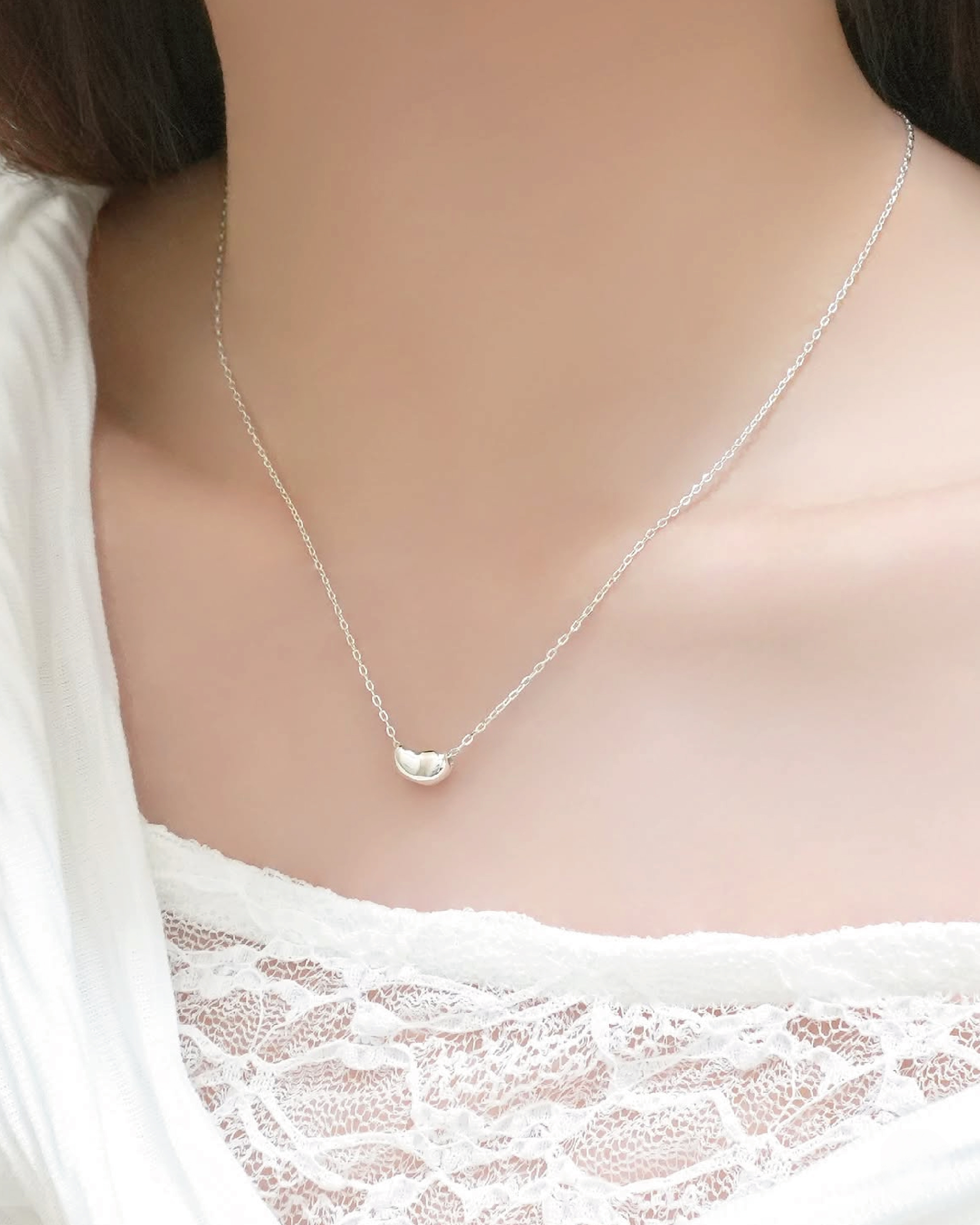 Urban Mellow Bean Necklace