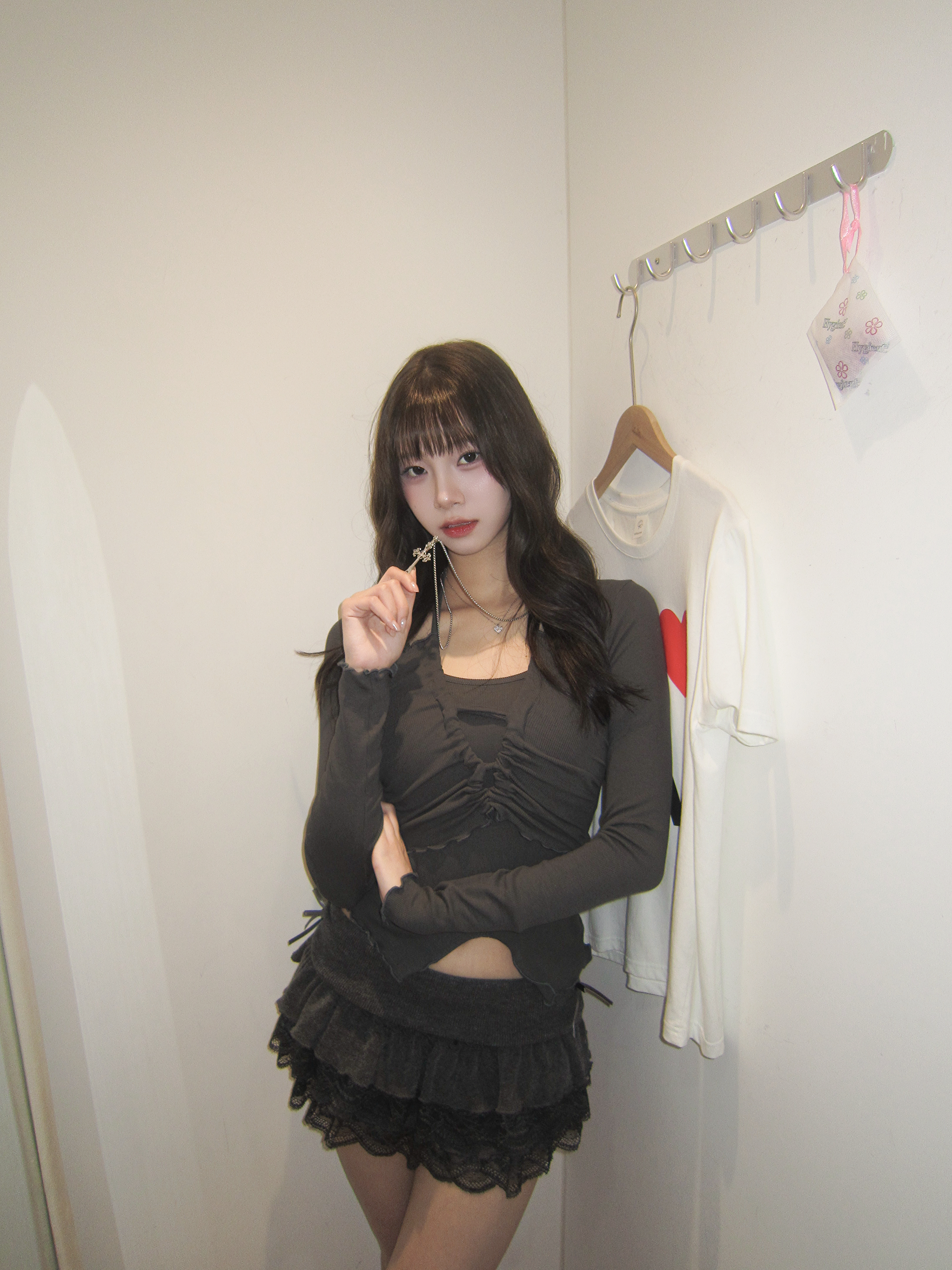 東大門性感掛頸綁帶上衣