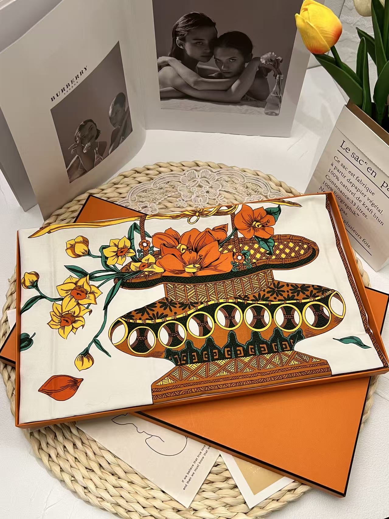 Hermès 儀式感餐桌巾