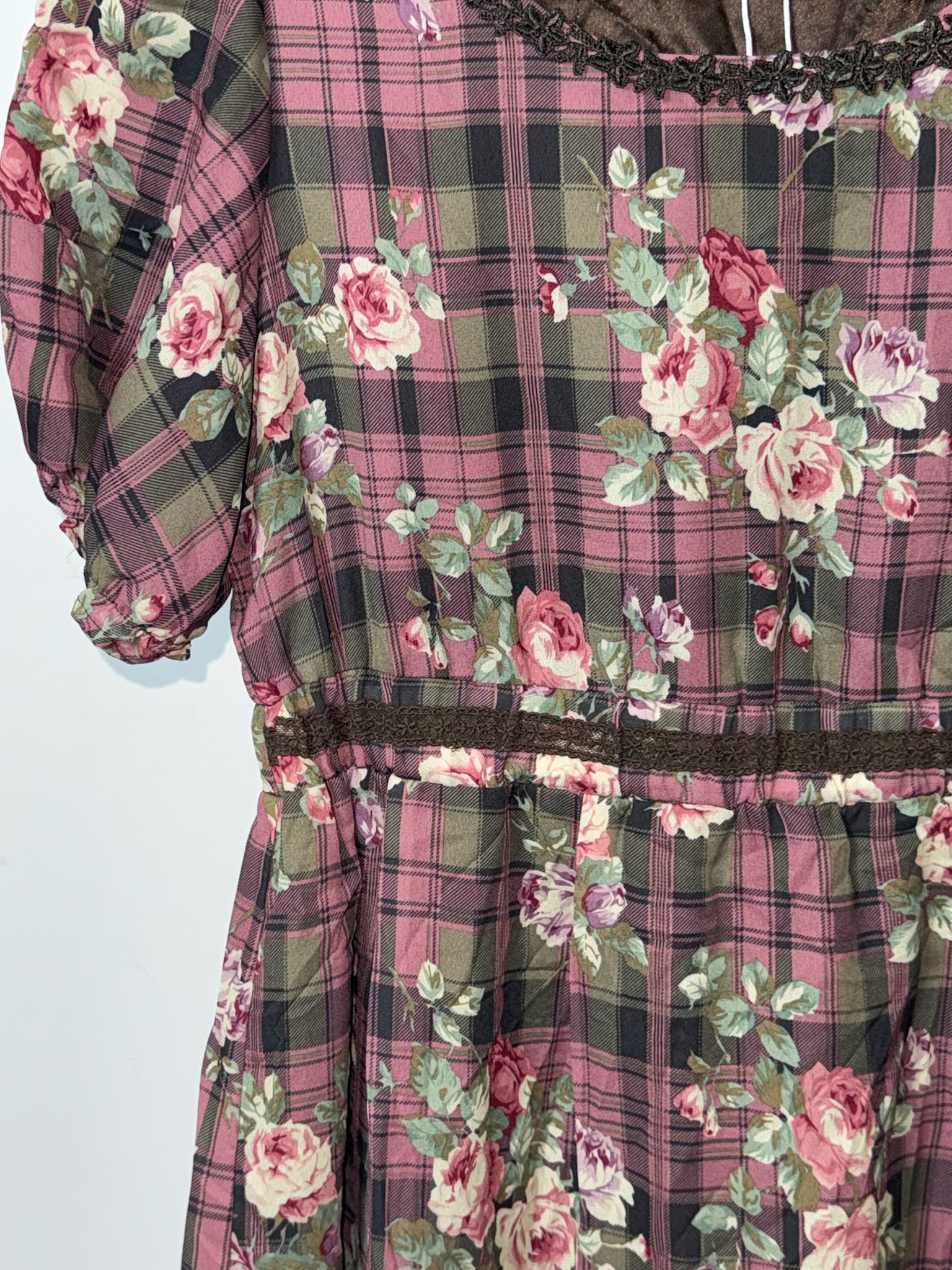 Vintage Tartan Plaid & Rose Print Puff Sleeve Dress