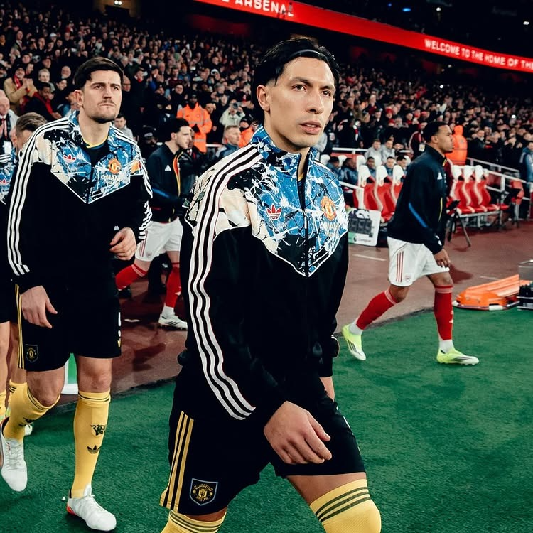 🎶⚽Adidas Manchester United 曼聯 × Stone Roses 進場外套 JZ7094