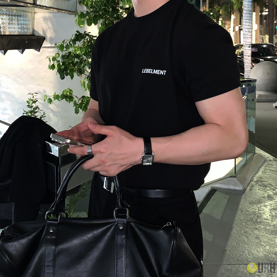 【100%保證韓國直送】韓國品牌原創系列 簡約前後字母印花挺闊修身肌肉版型短袖 Tee 👕 [3 color] RL114906