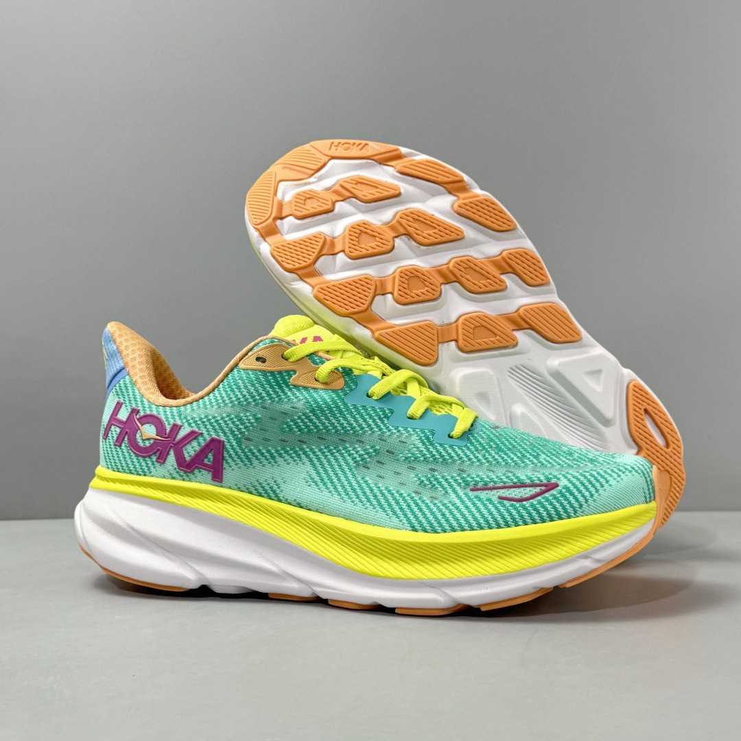 HOKA ONE ONE Clifton 9