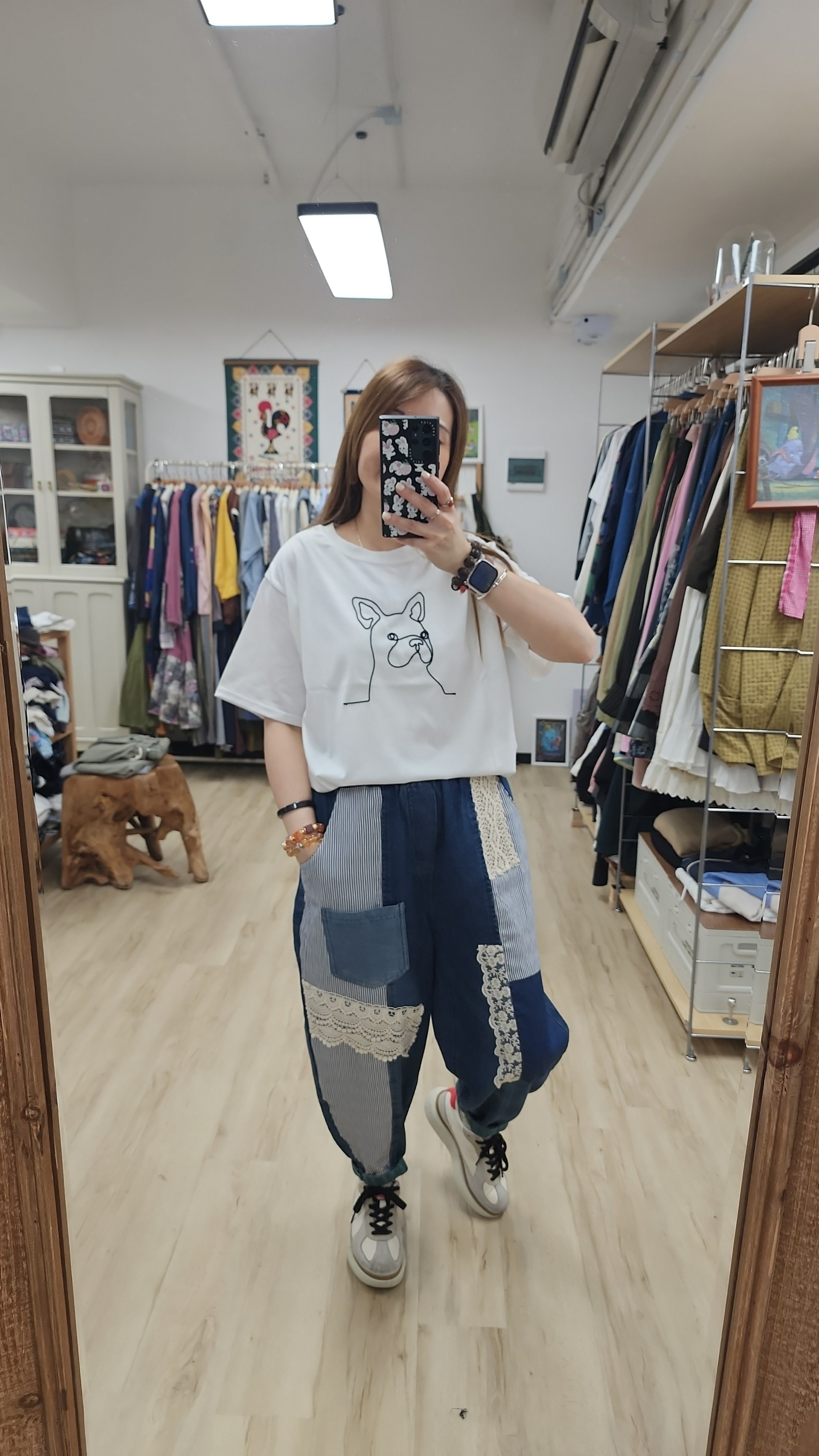 日牌白拼立體繩狗狗圖案棉Tee