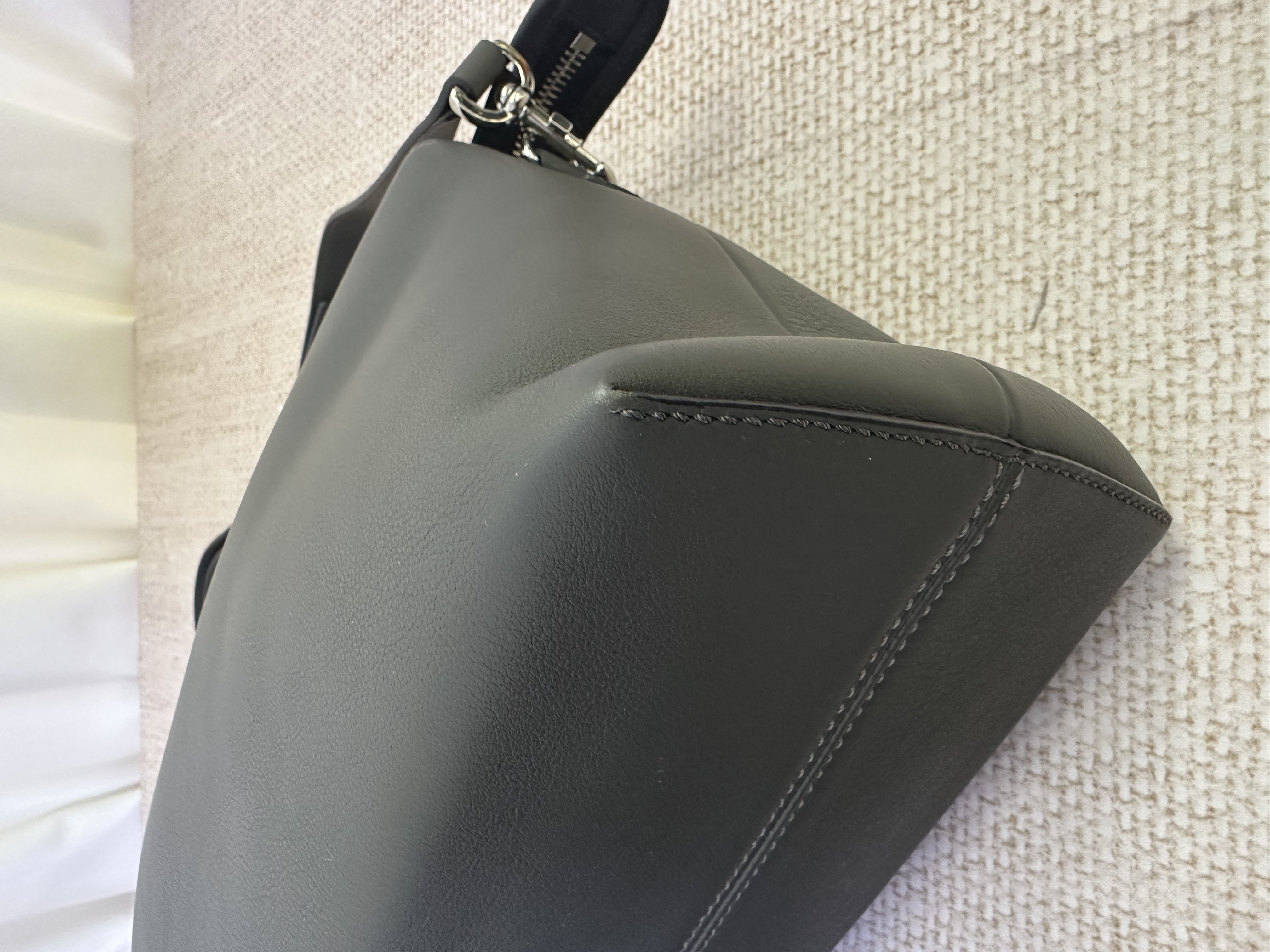 Pre-owned Fendi By The Way / Product Code: 26030906