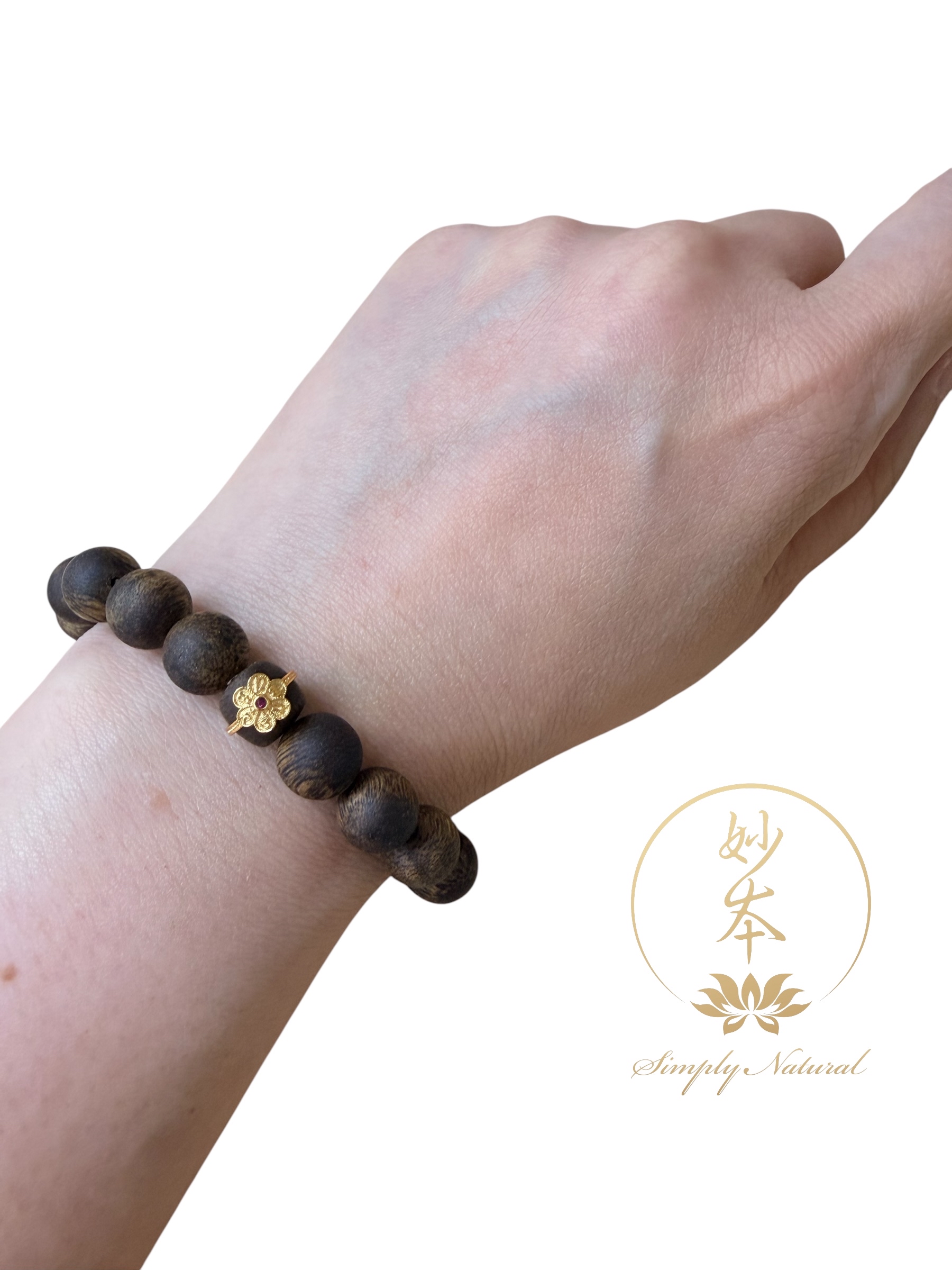 8mm 海南沉香手串 配：六字大明咒