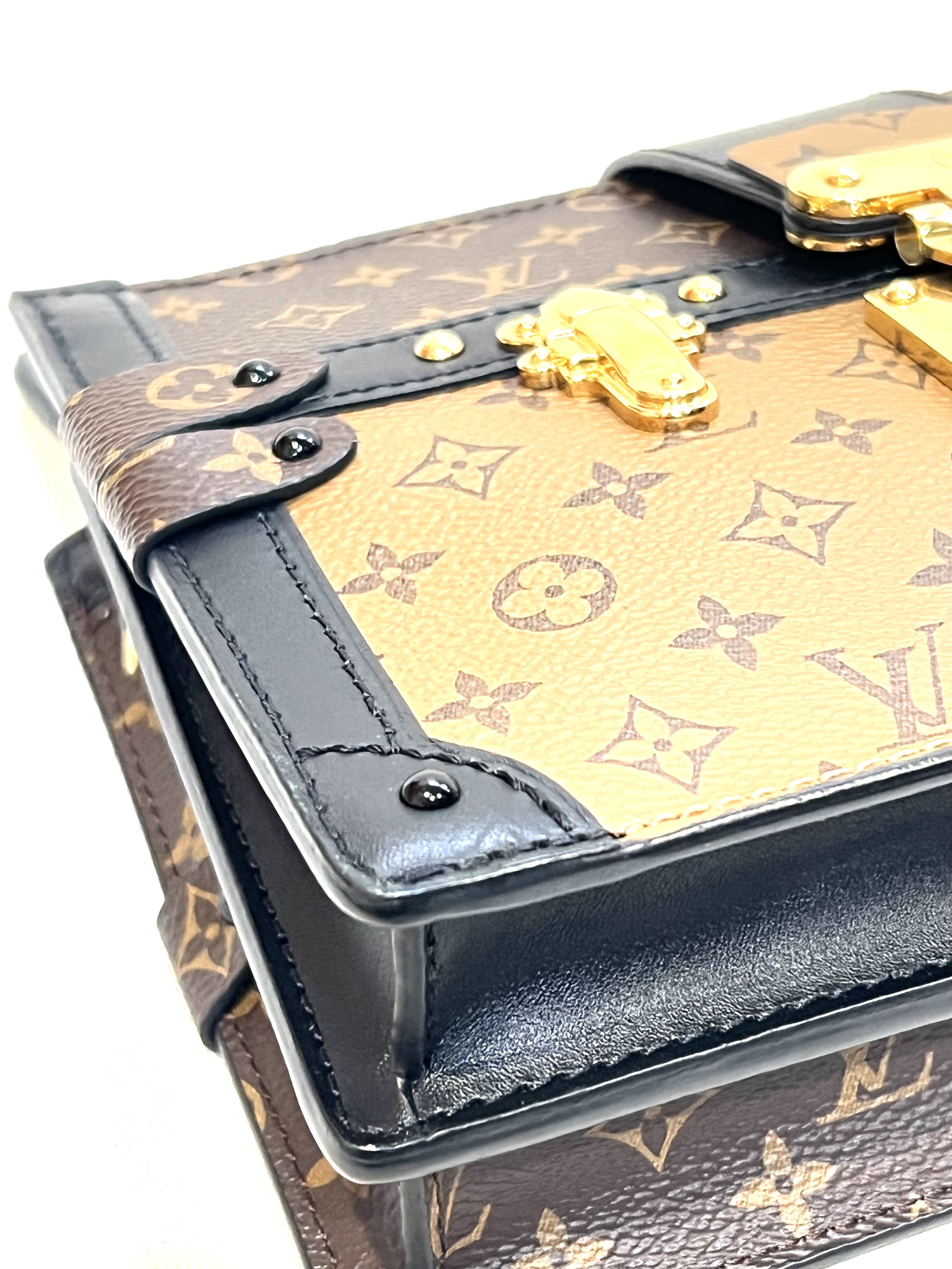 Pre-Owned Louis Vuitton Monogram Reverse Trunk Clutch / Product Code:26041111