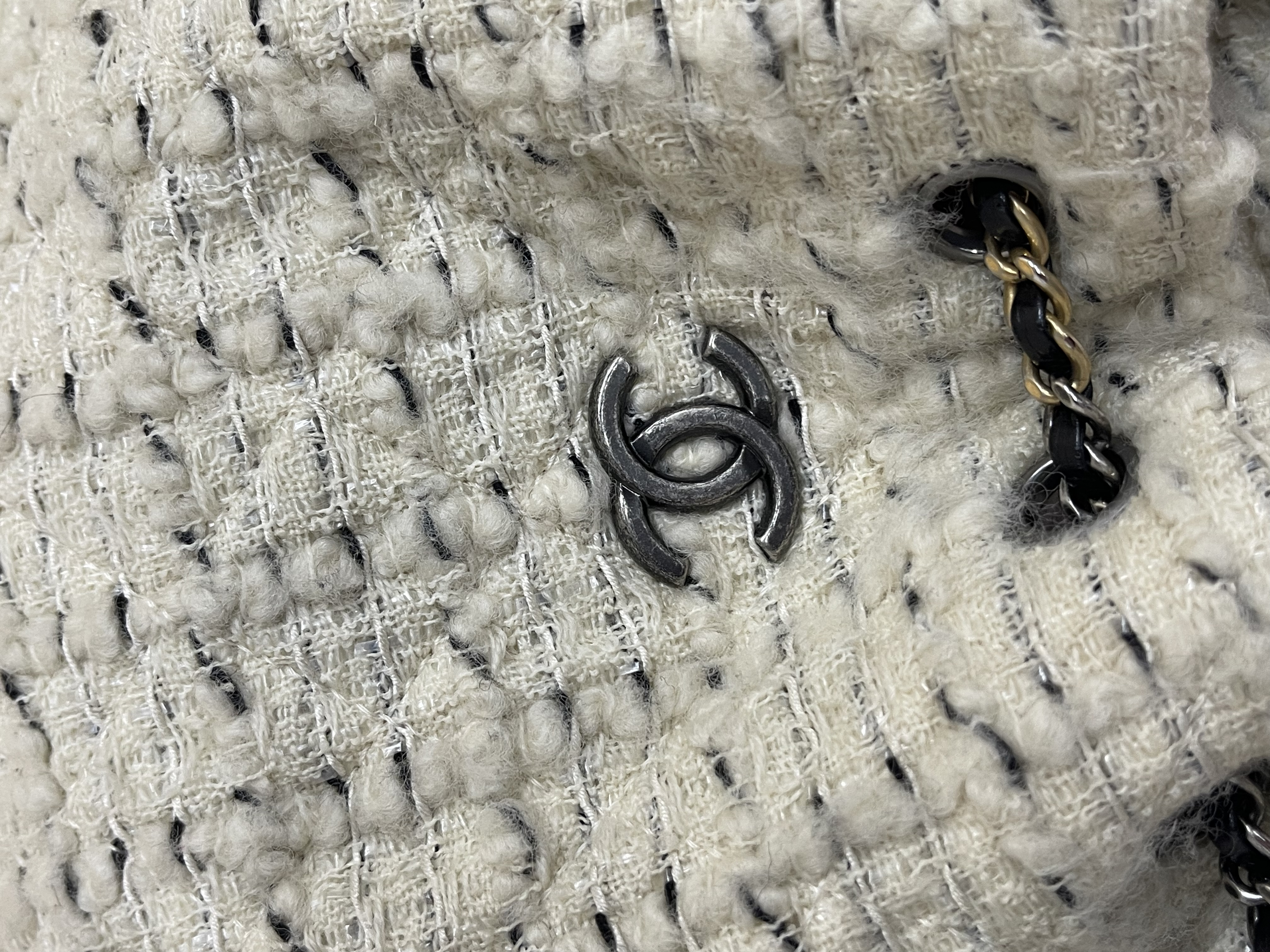 Pre-owned Chanel Gabrielle Bag / Product Code: 26020406