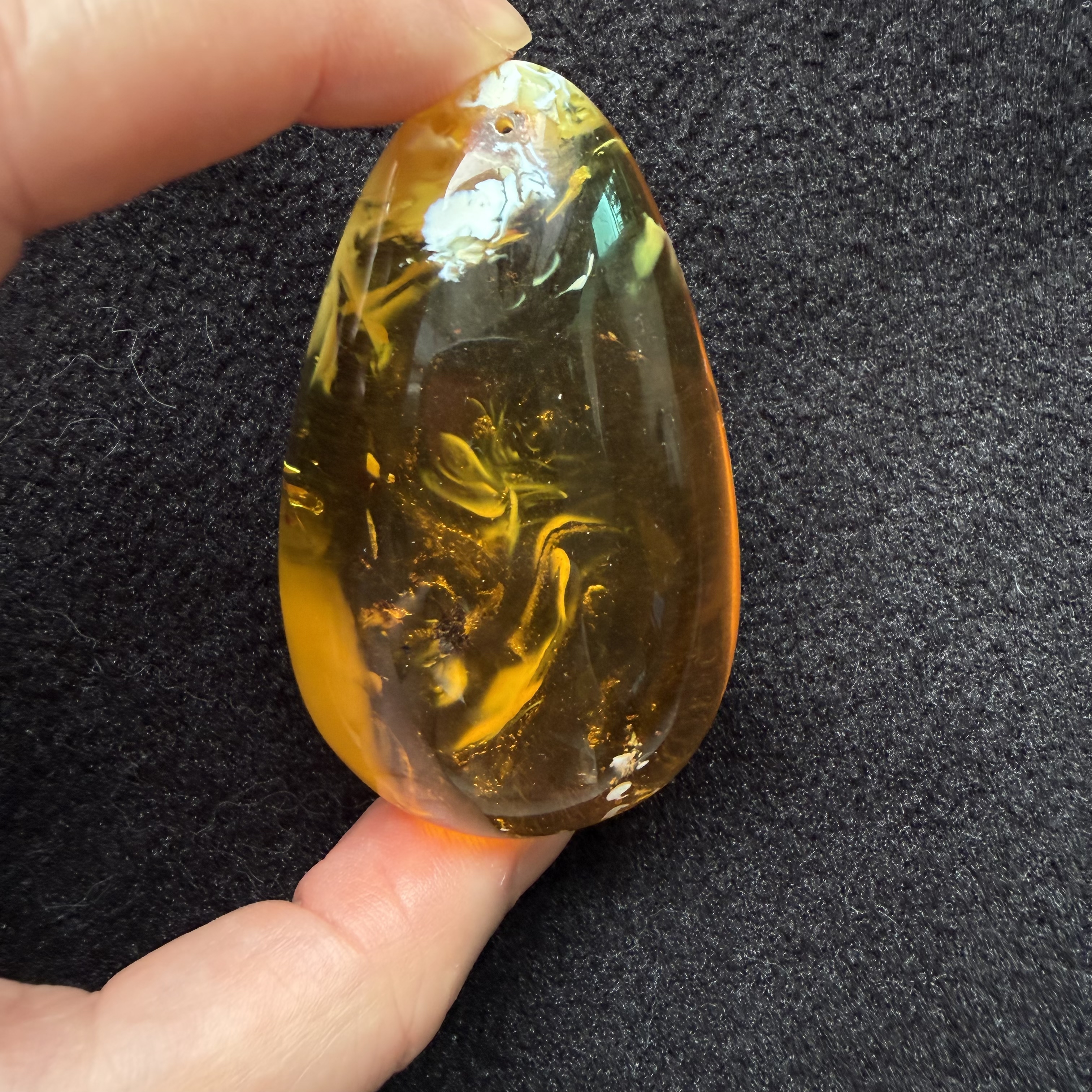 ［閉店一口價］波羅的海金瓷白熒光植物意境珀