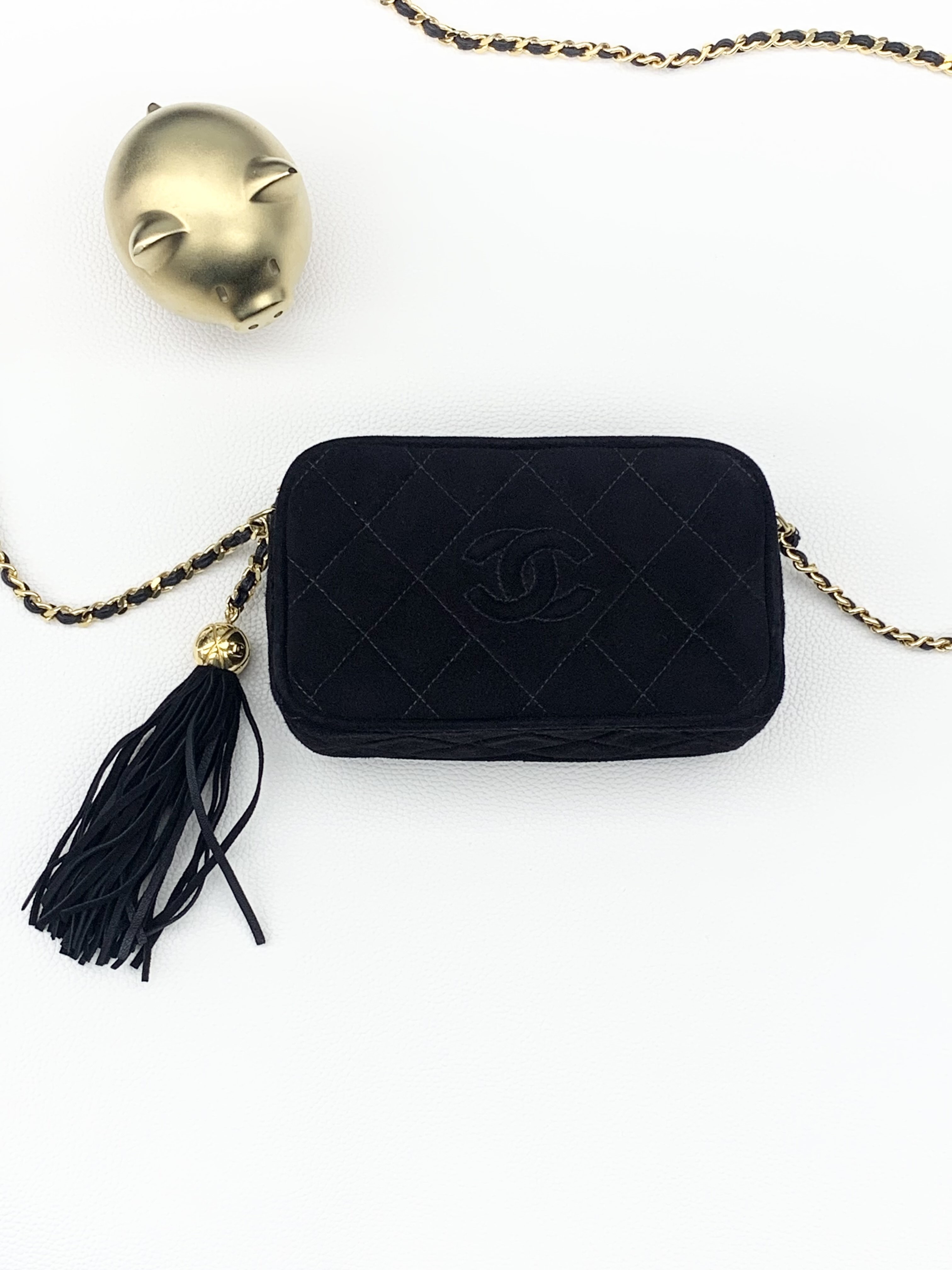 【預訂貨品】閒置新⭐️  Chanel黑色麂皮山羊皮金球流蘇相機包