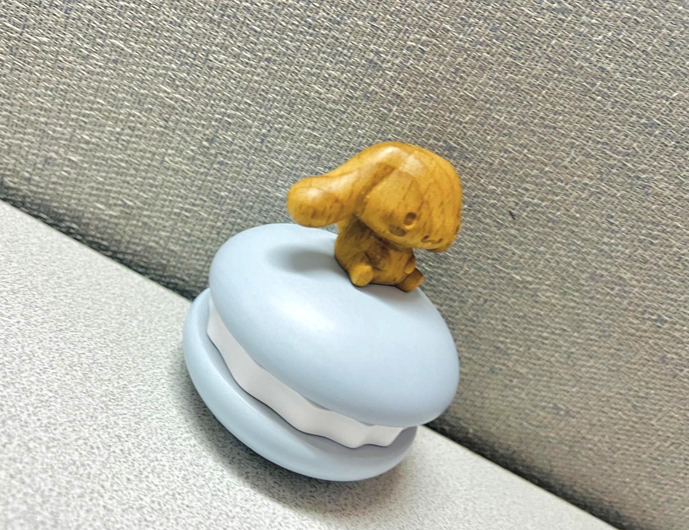 🎌日本直送🎌 玉桂狗馬卡龍造型木製音樂擺設