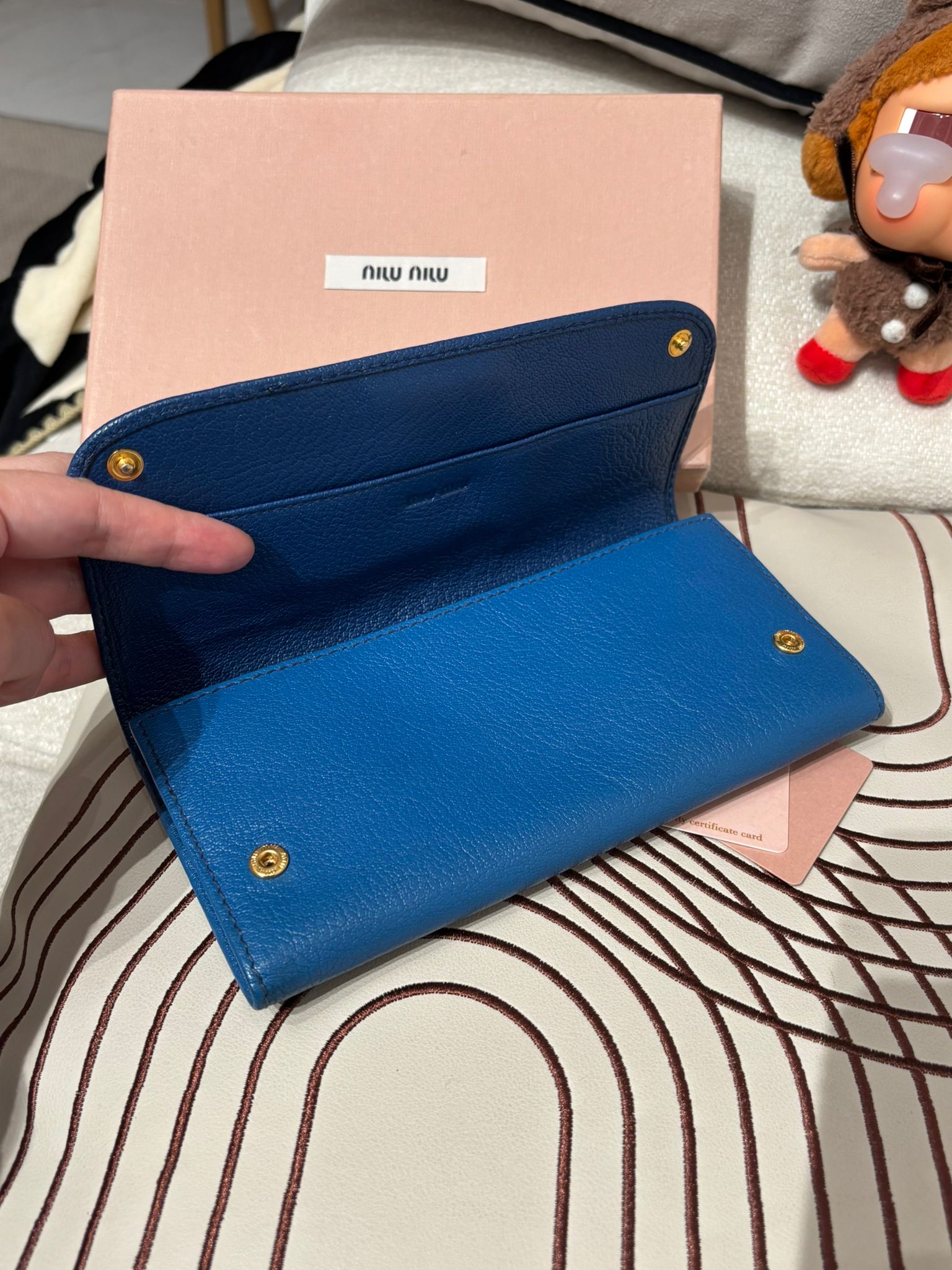 Miu Miu long wallet 100%Authentic ,95%new ✅ certificate ✅box 