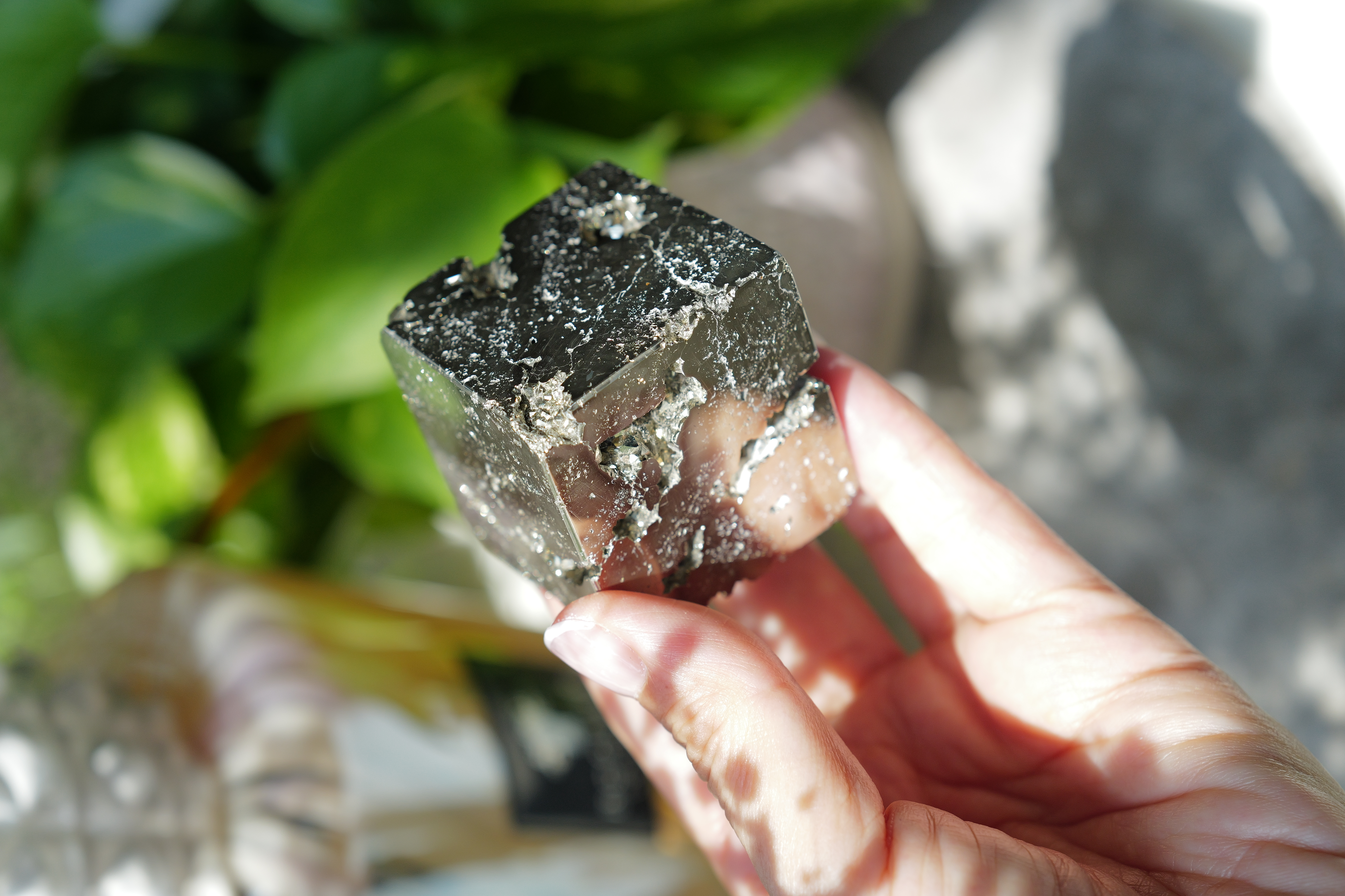  ༒364g 4.6cm 黃鐵礦立方體擺件༒  PY.0517C26-RB5*6FA