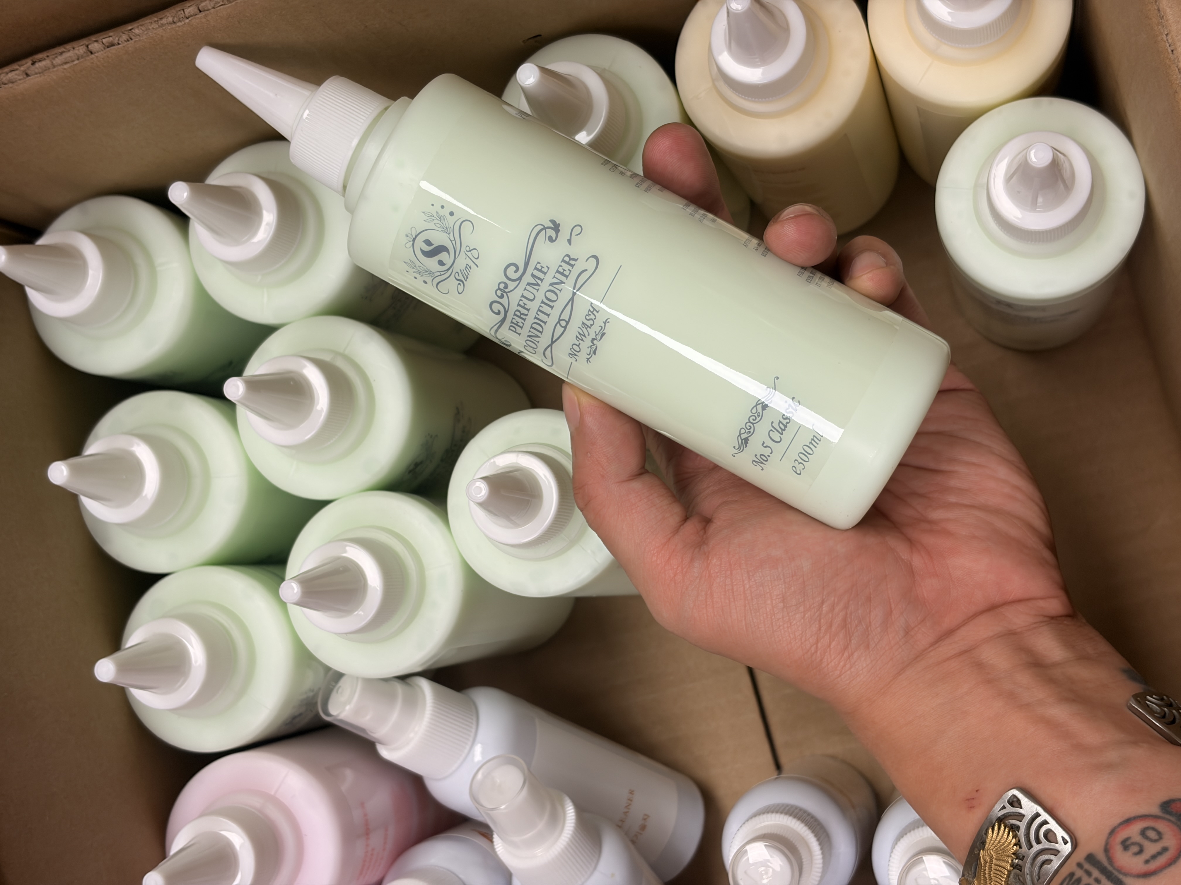 S•Slim18馬卡龍 免洗水香水護髮素💫300ml