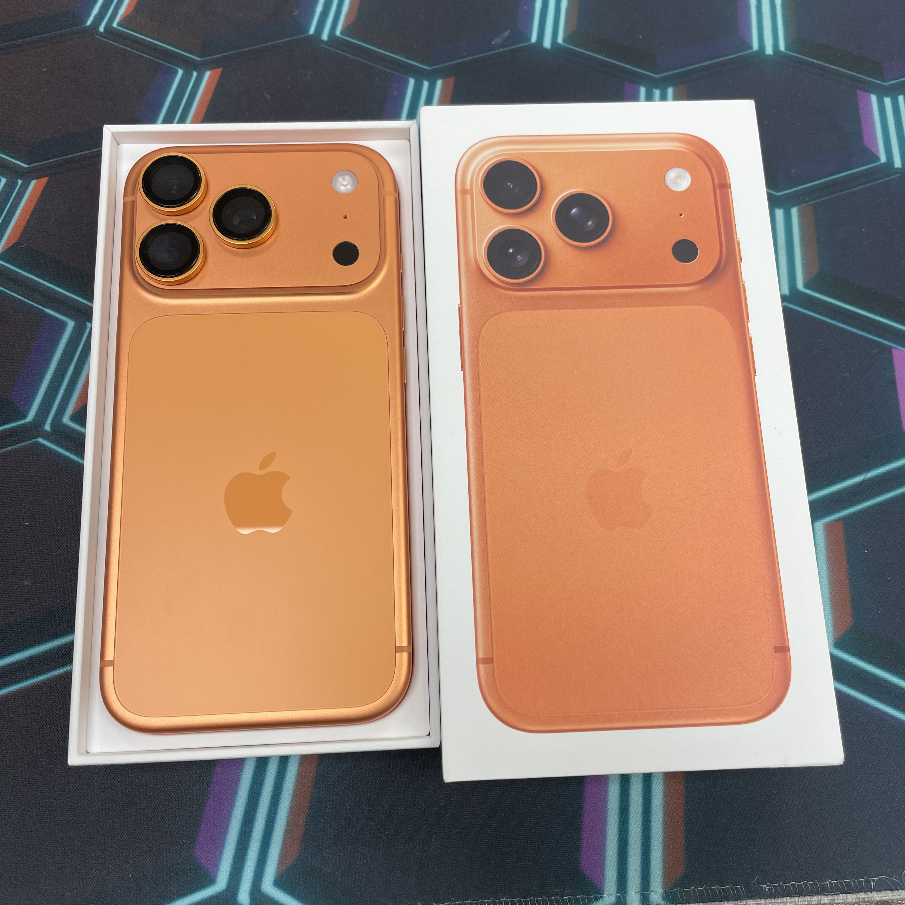 *6971 17 Pro 未使用品 256GB 電100 橙色 orange