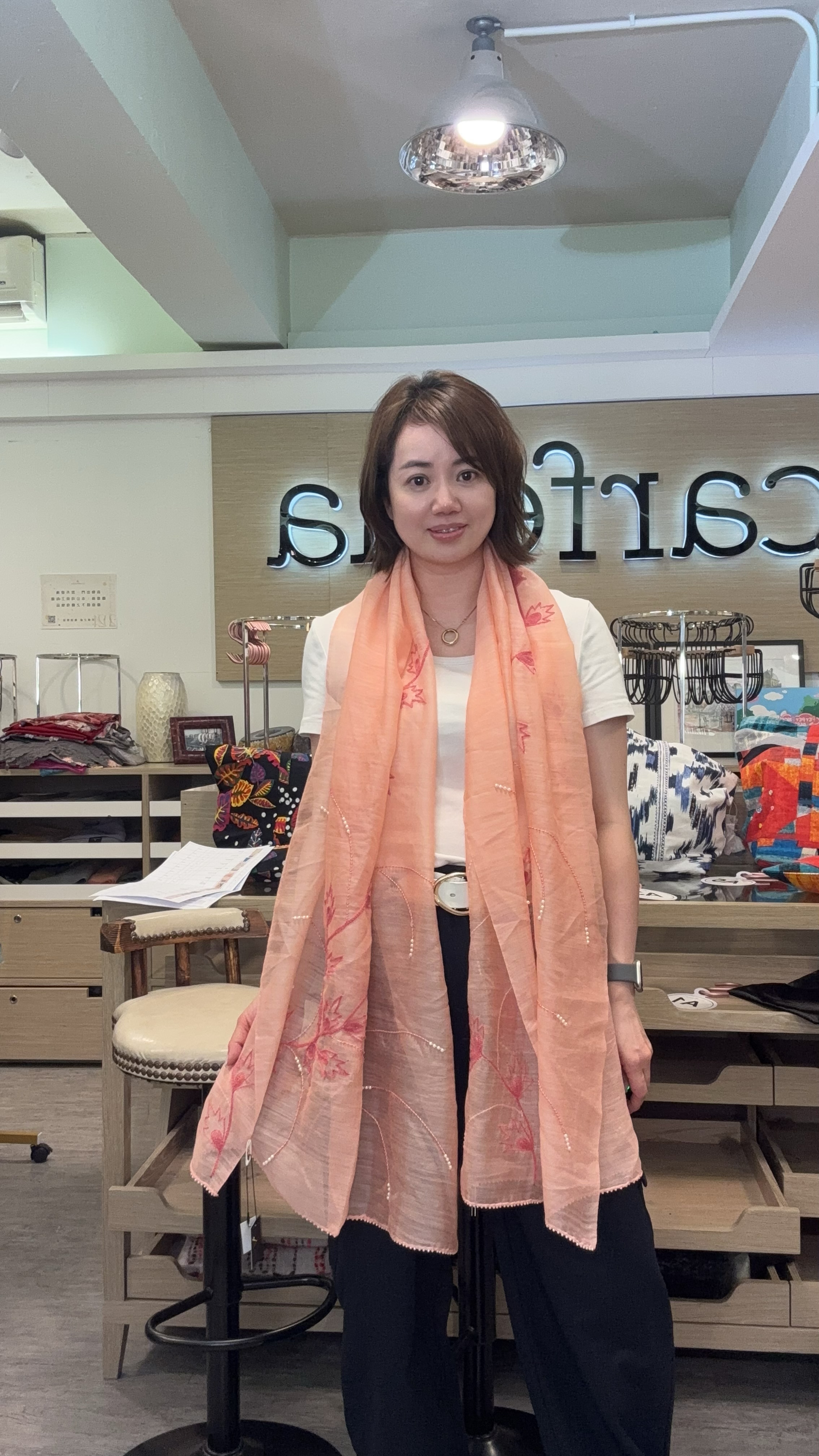 [訂購] A19 Scarf