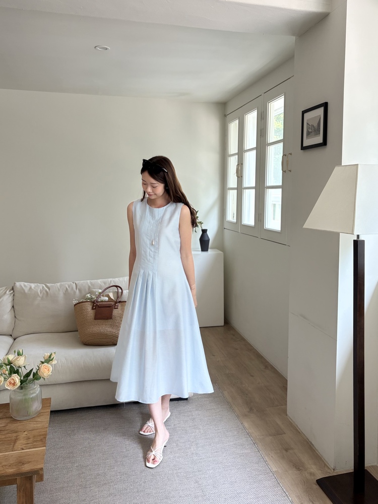 Linen Pintuck Dress (Blue)