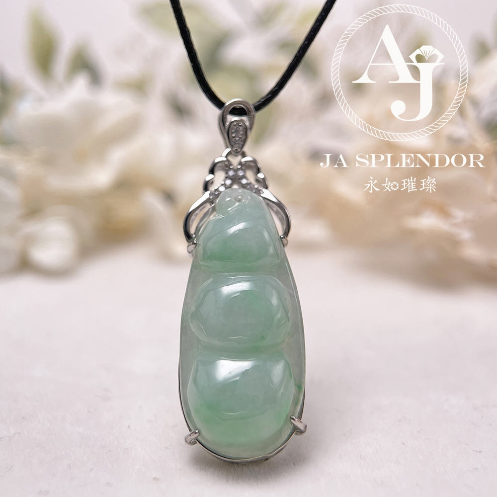 JNS-65 天然翡翠A玉 膠潤細糯化白底青四季平安福豆吊墜