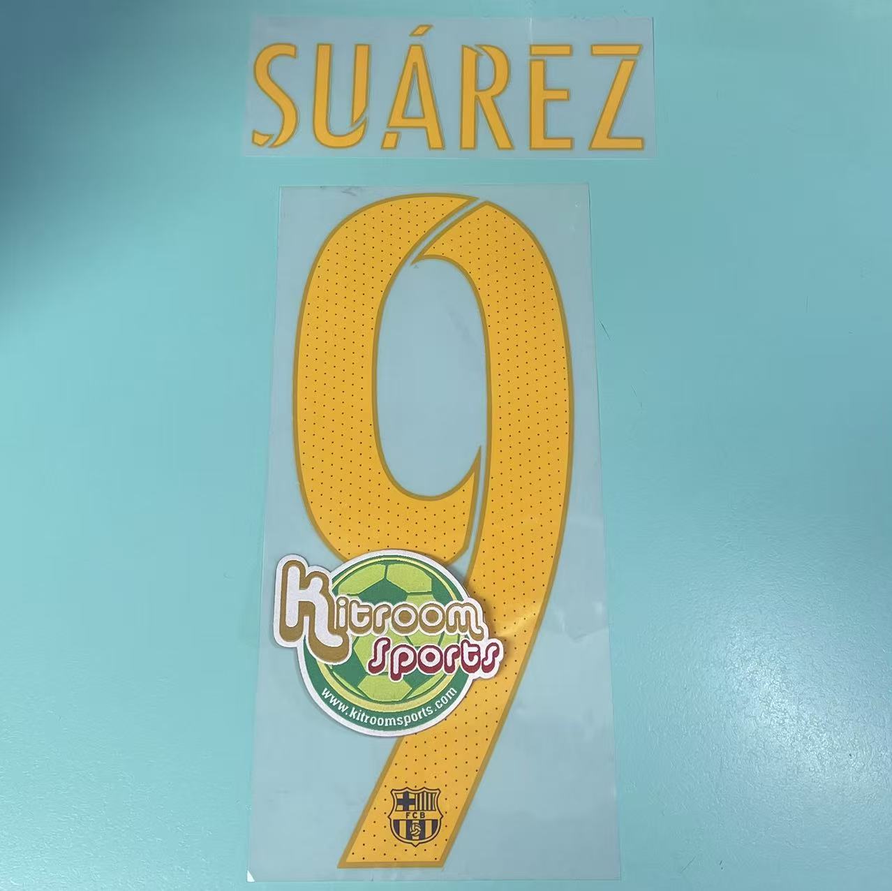 2015-16 Barcelona Home Nameset #9 SUAREZ