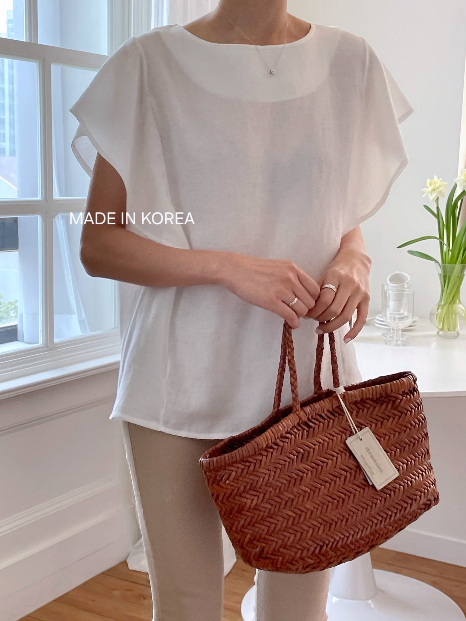 G6277 韓國🇰🇷ruffle後蝴蝶top