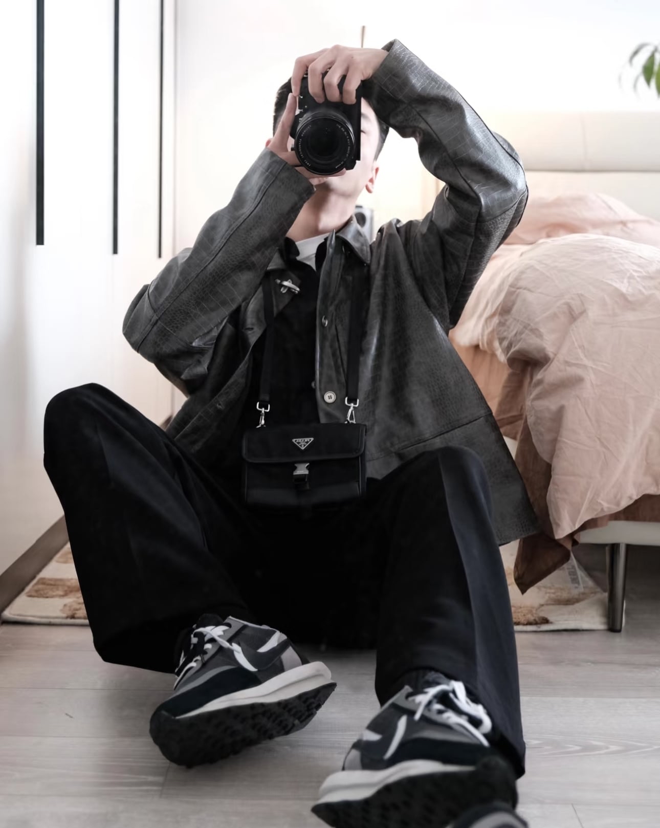 限時優惠✨訂貨📮Prada phone bag 男女同款  🔖Size 18x12.5cm