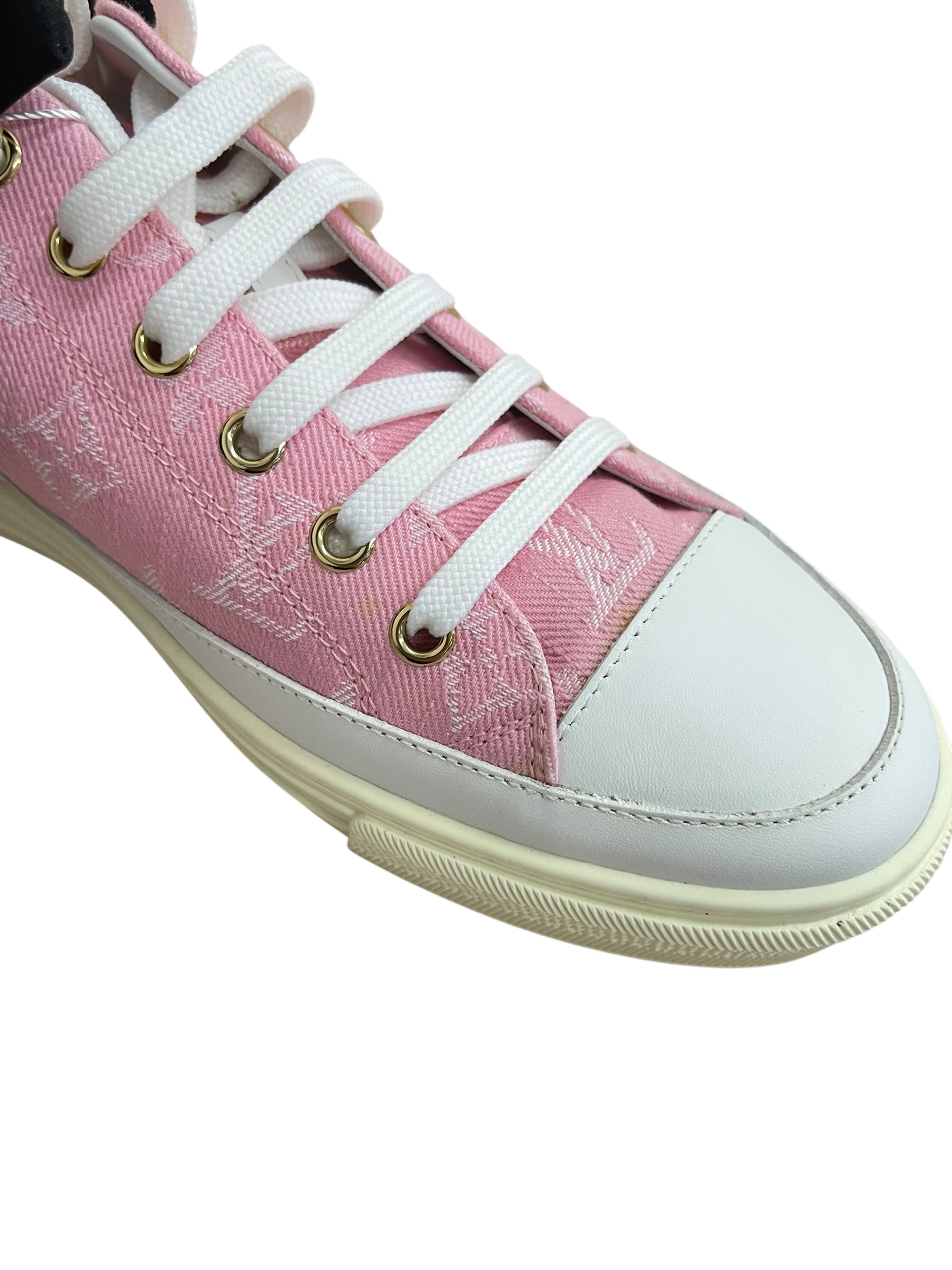 Unused item Louis Vuitton Sneakers Pink / Product Code: 062503