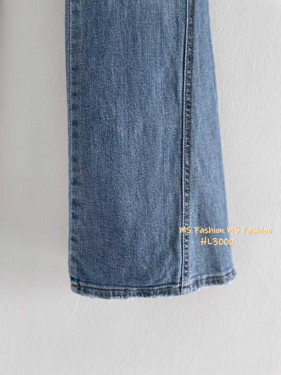 HL3000 韓國🌼Howluk拼接壓紋喇叭牛