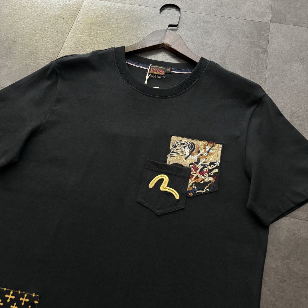 預訂 EVISU 福神2026 海鷗刺繡口袋織錦字母短袖Tee