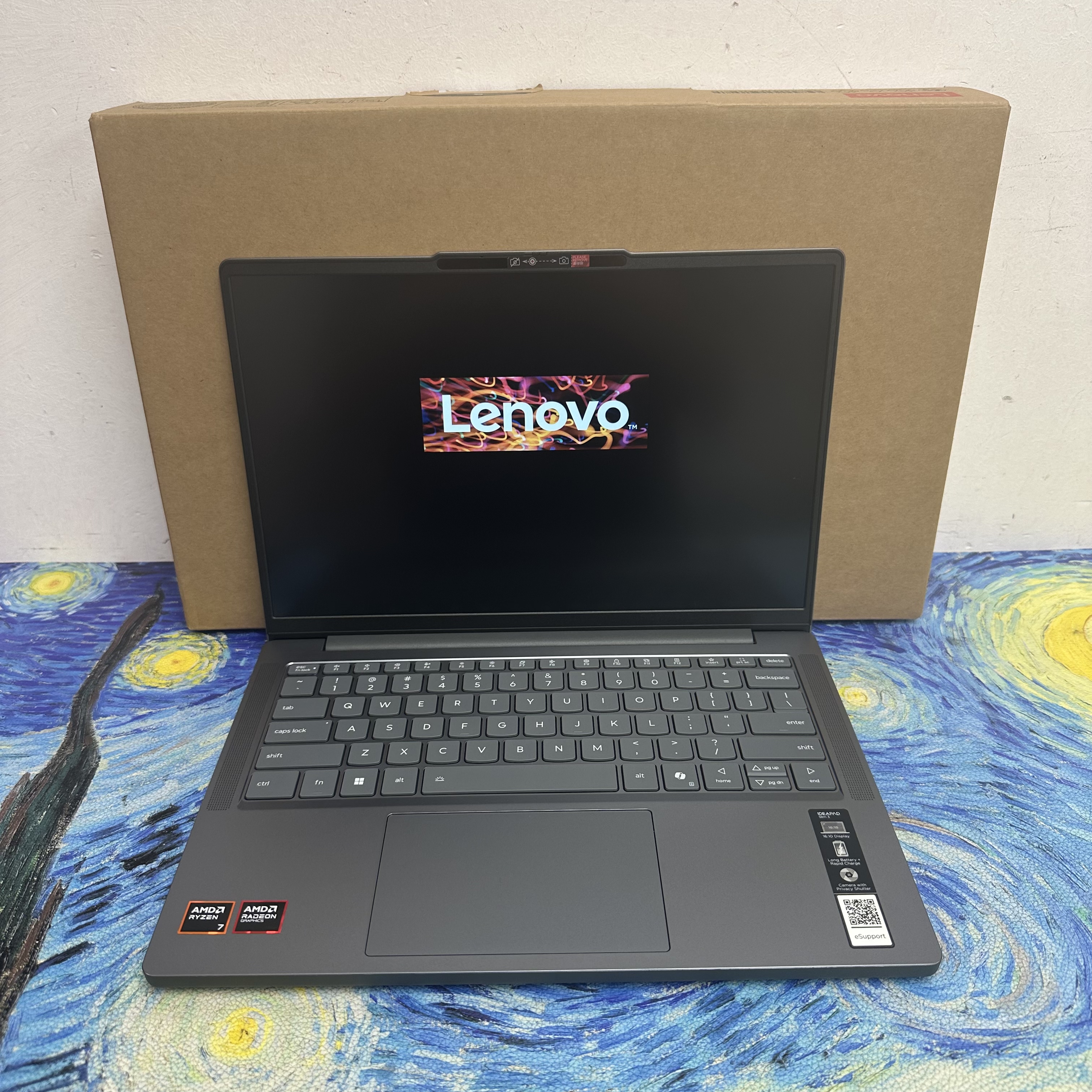 #5693 (全新AMD聯想🔥)Lenovo ideapad slim 3  /AMD Ryzen 7 8840HS /16GB Ram/512GB SSD/1200p/四邊窄邊框/ Notebook / Laptop / Gaming  / PC / 文書 / Movie / Office / Netflix 