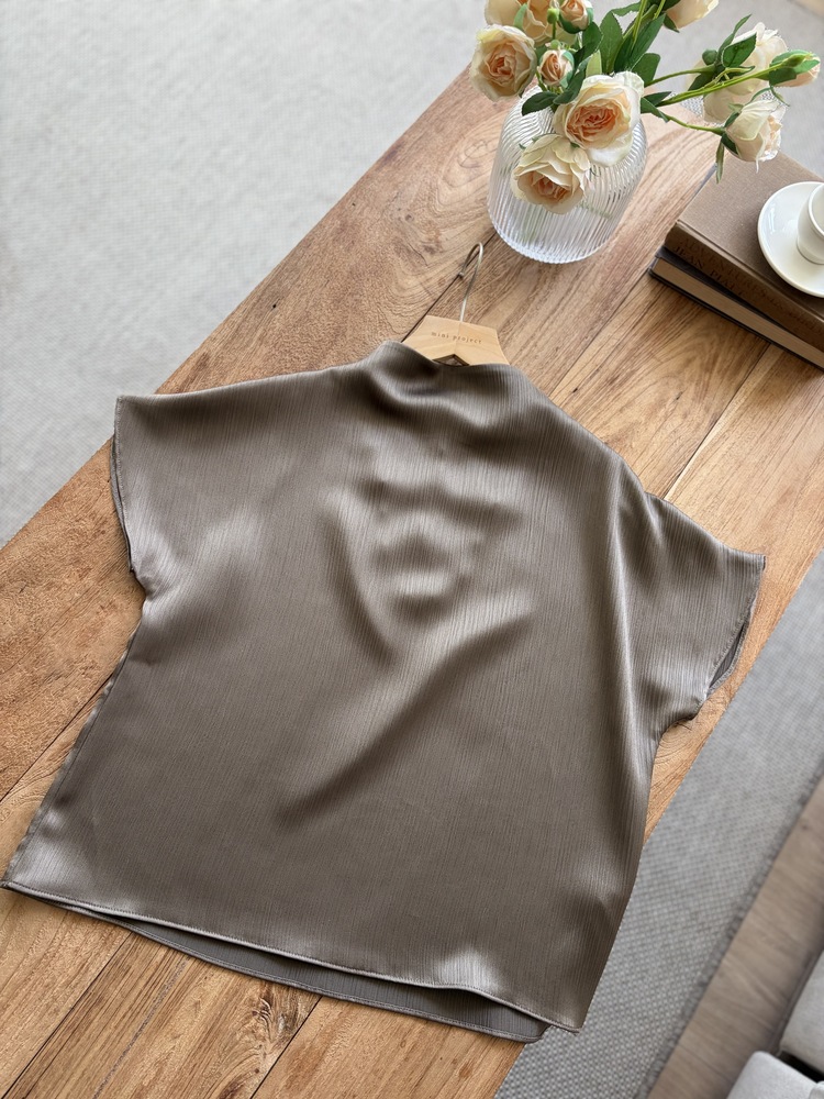 Claudette Silky Pleated Top (Silver Grey)