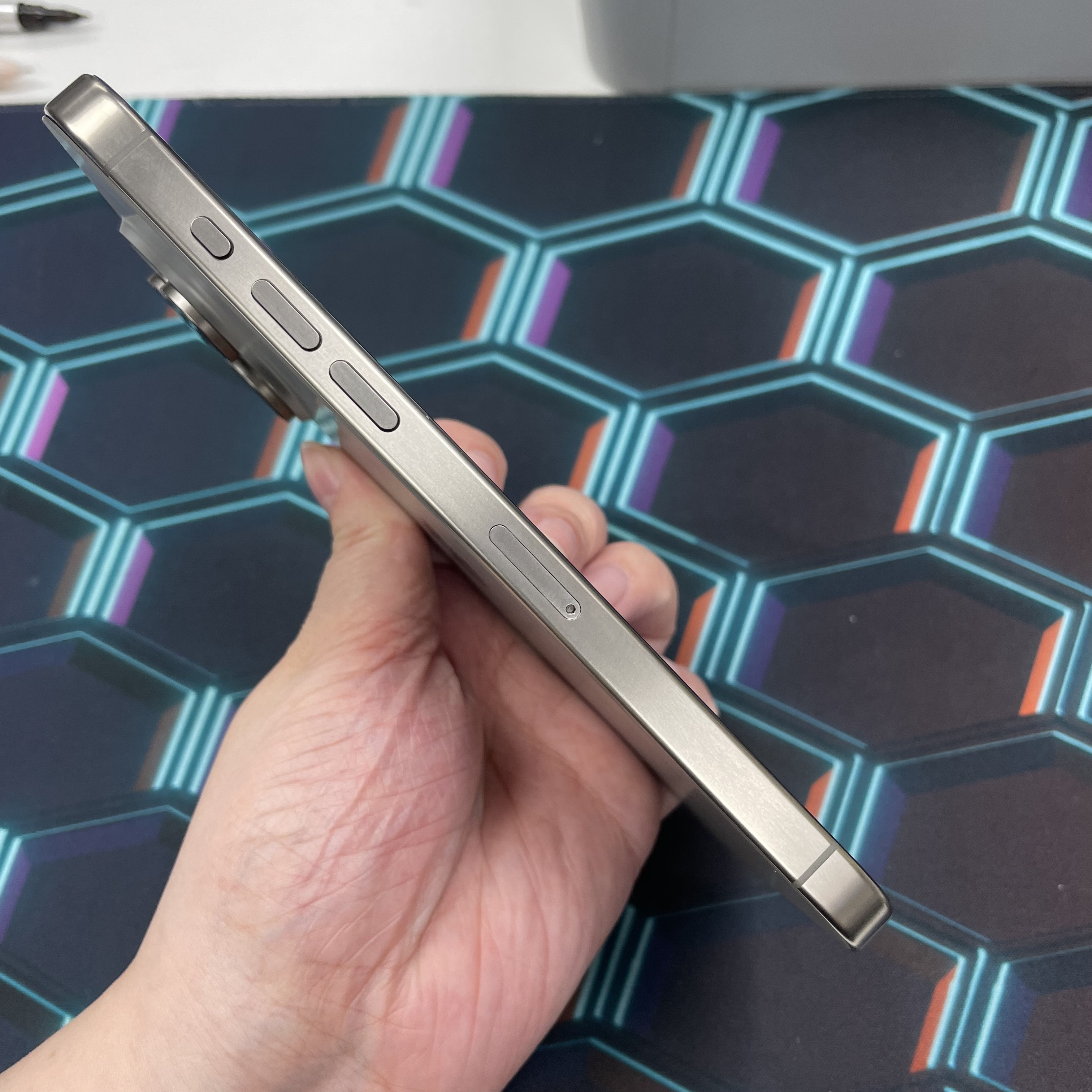 *6188 15 Promax 完美機 256GB 電100 原色 gray