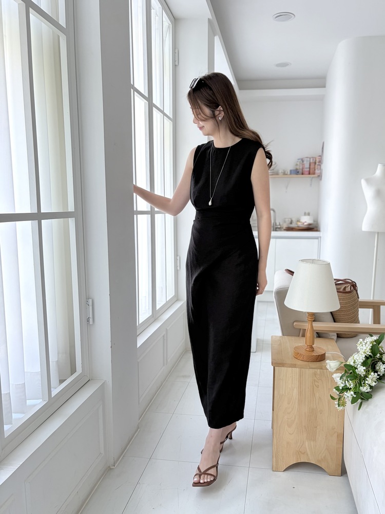 Effortless Wrap Dress (Black)