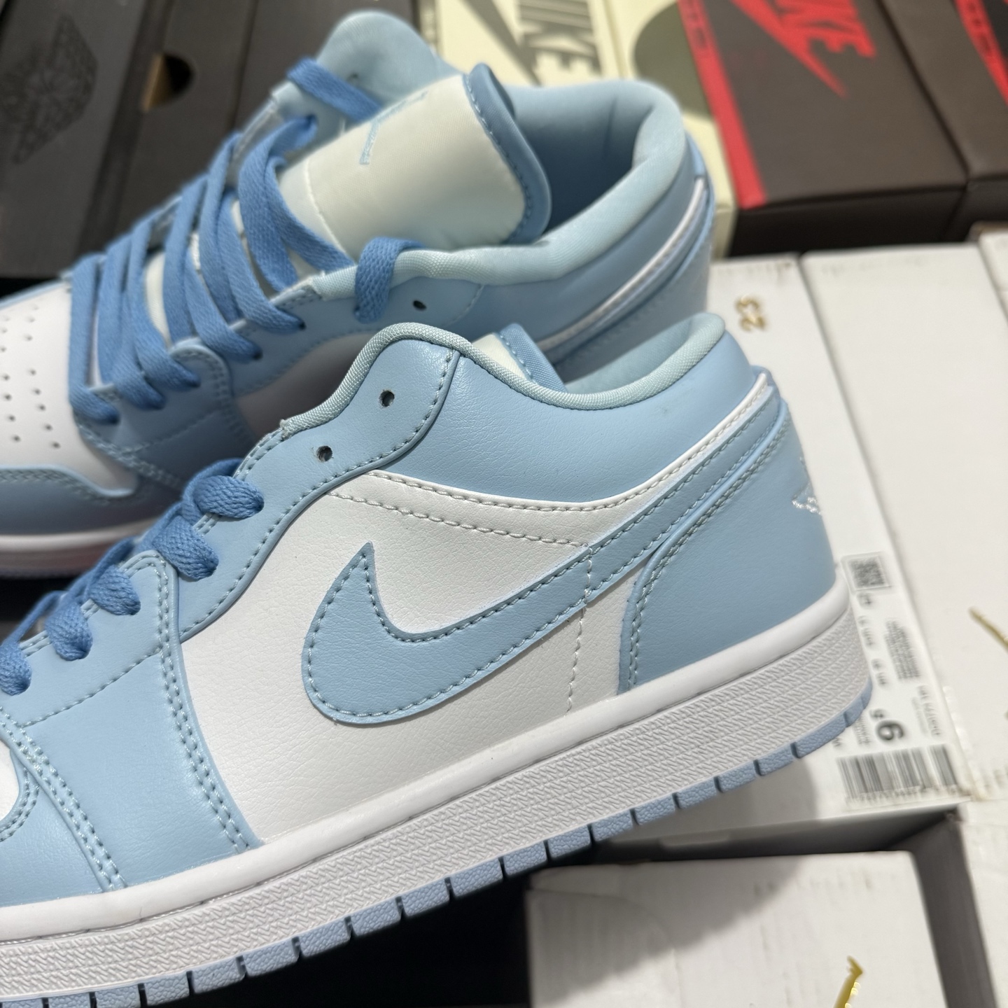 Nike Air Jordan 1 Low DC0774-141