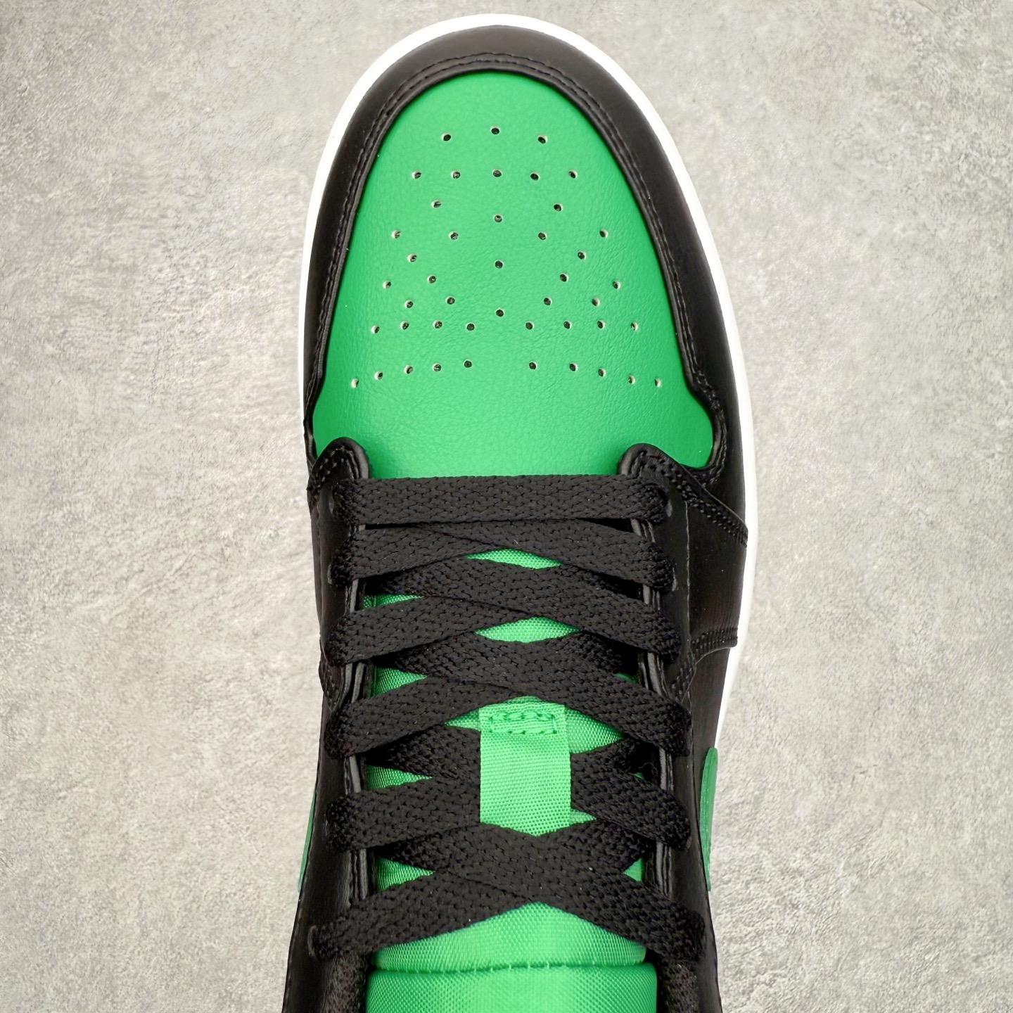 Air Jordan 1 Low 553558-065