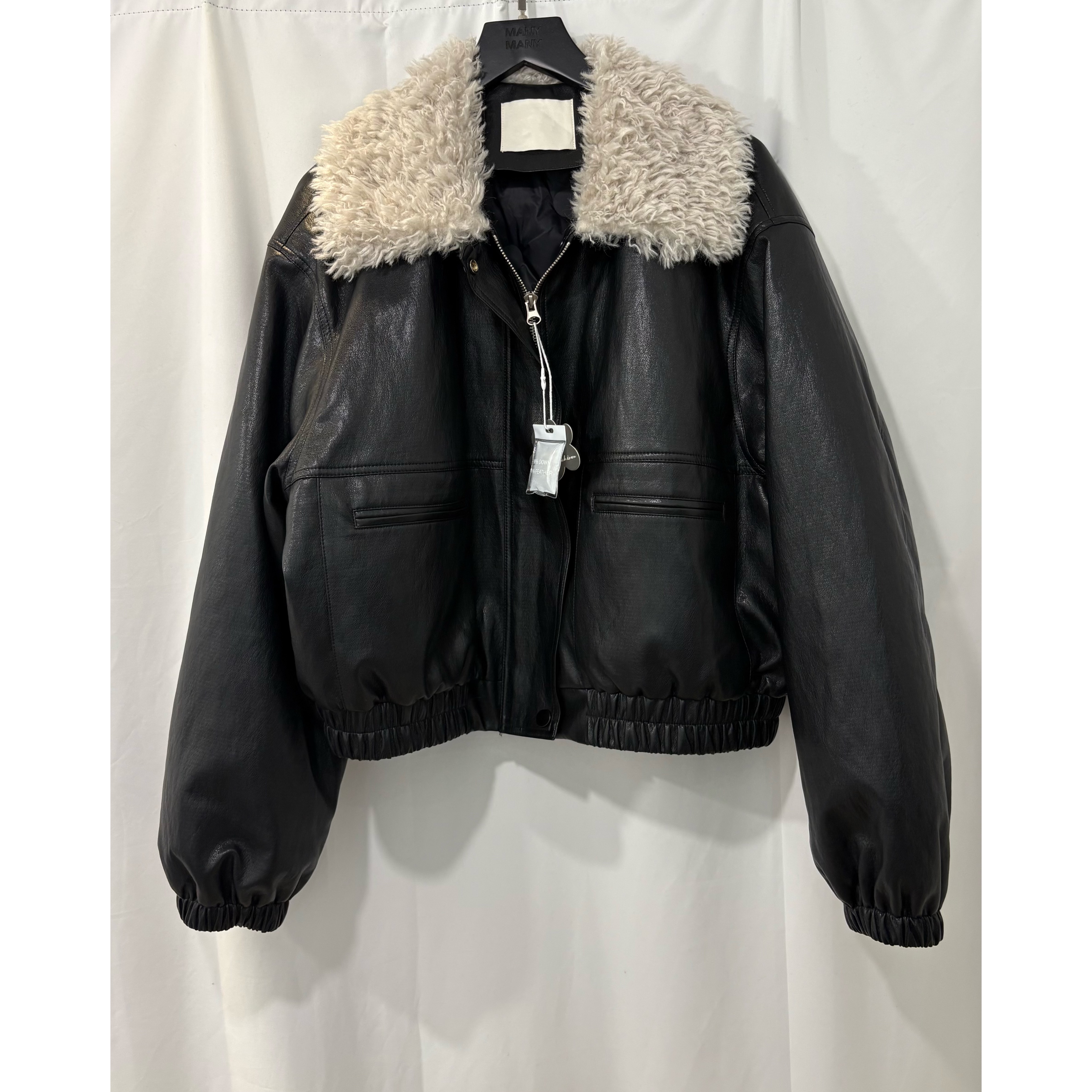 新品價及新年前收貨2月3號8PM截單💛《90%鴨絨毛領皮褸》 2602I