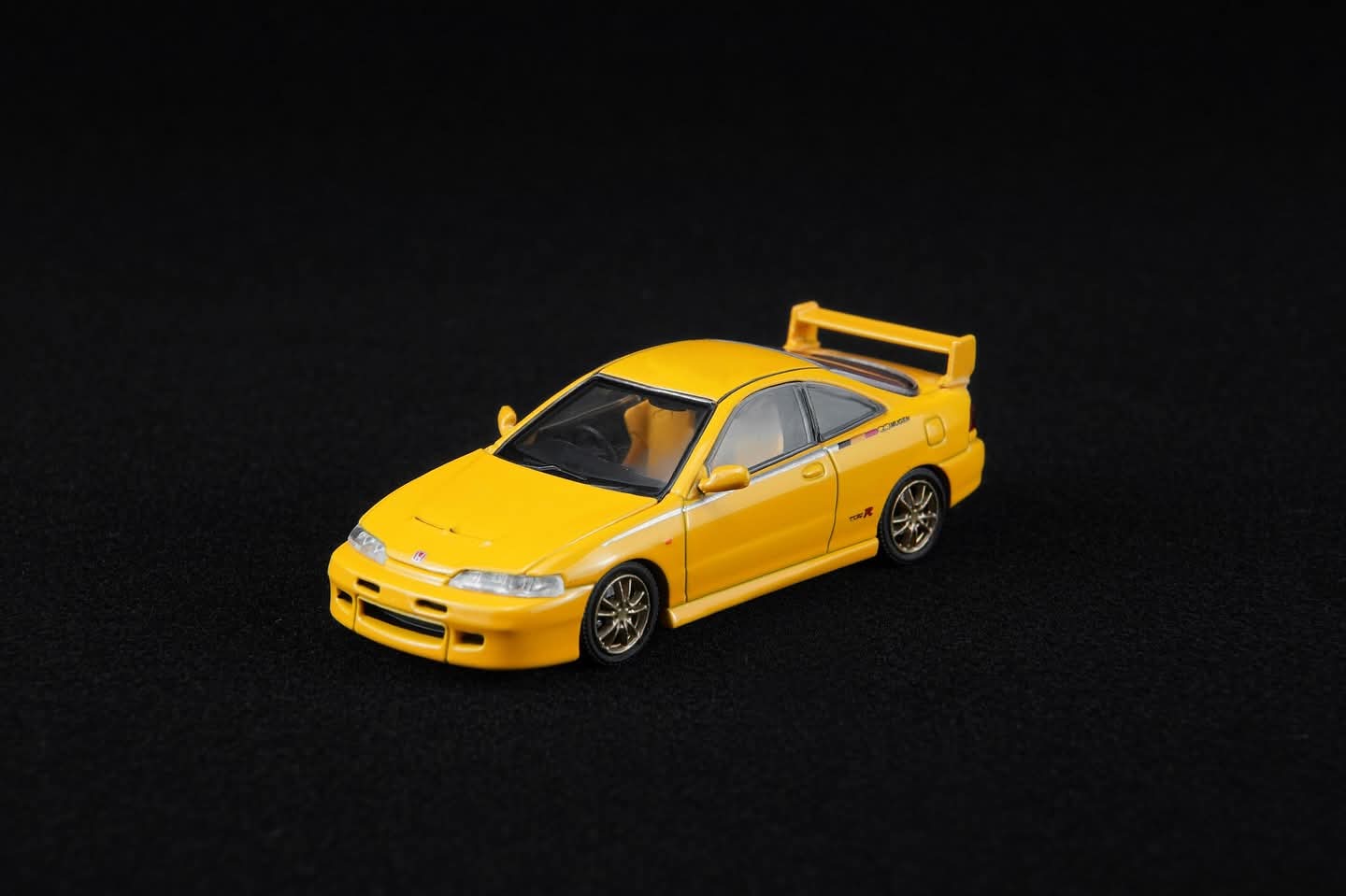 PRE-ORDER MH 1/64 HONDA INTEGRA TYPE