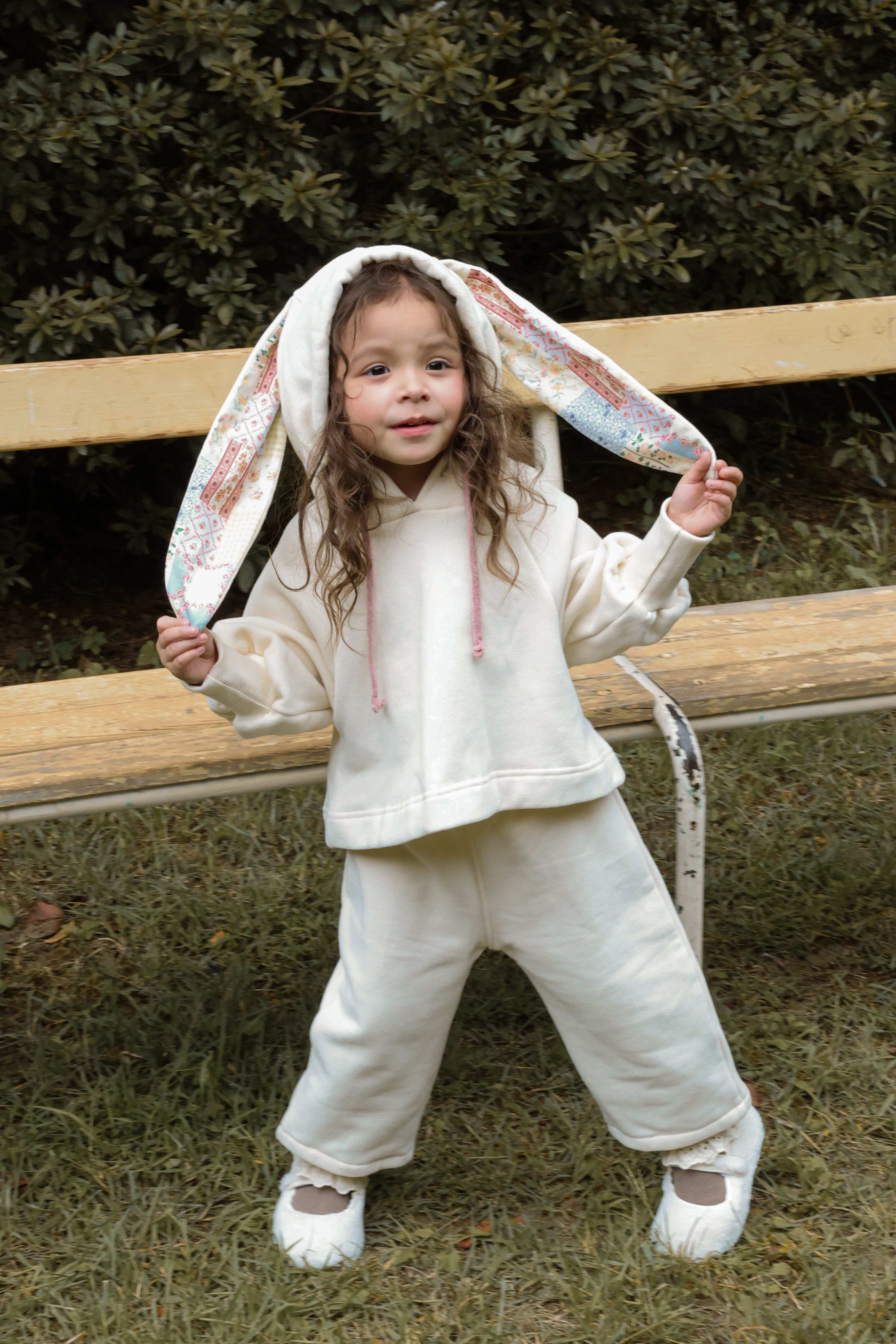 FLO | Bunnies hooded T-shirt