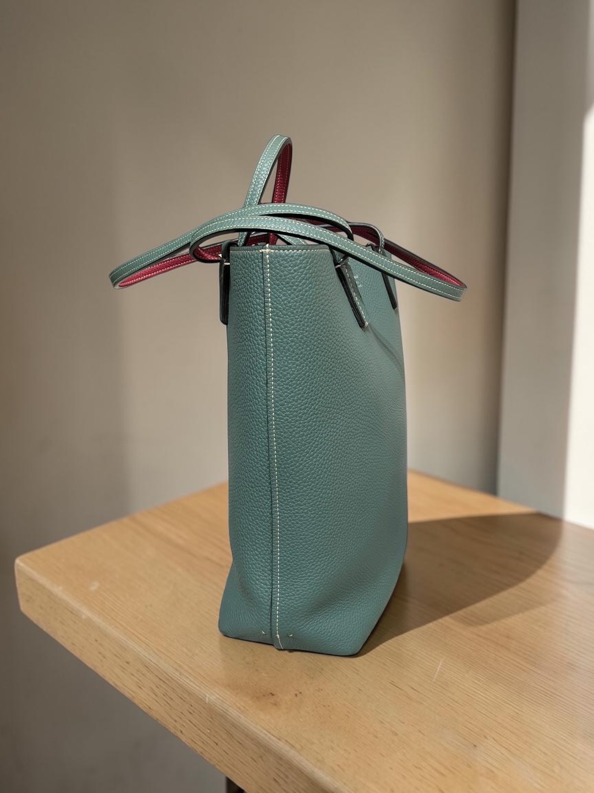 Moynat tote bag reversible calfskin  ,100%Authentic,98%new✅Dust bag