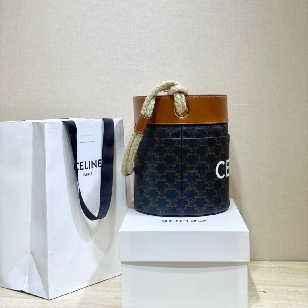 🔥大货实拍图 𝗖𝗘𝗟𝗜𝗡𝗘♥𝗕𝗨𝗖𝗞𝗘𝗧 𝗖𝗢𝗥𝗗𝗘麻绳水桶包 编号：196272 尺寸：19*23*19cm